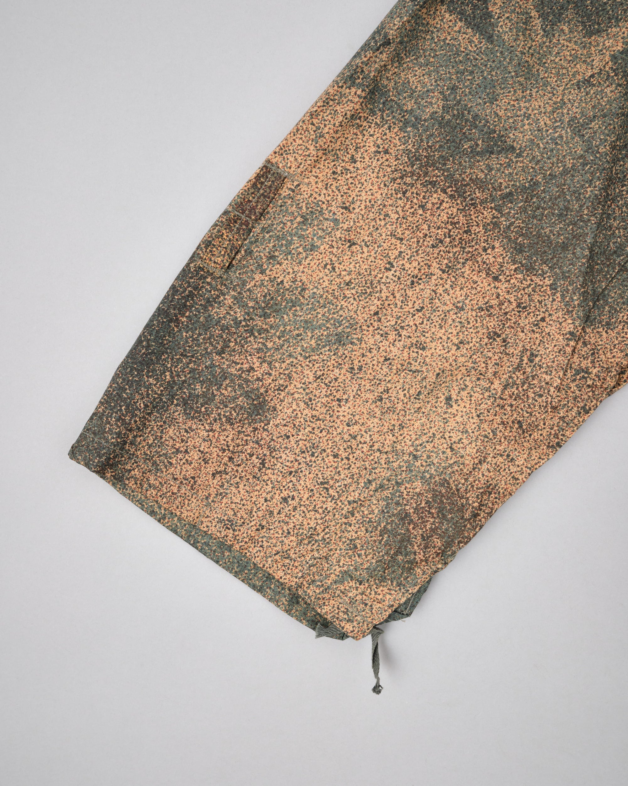 ［~60's］Yugoslav People's Army Mountain Camouflage Sniper Smock With Bag & Gloves