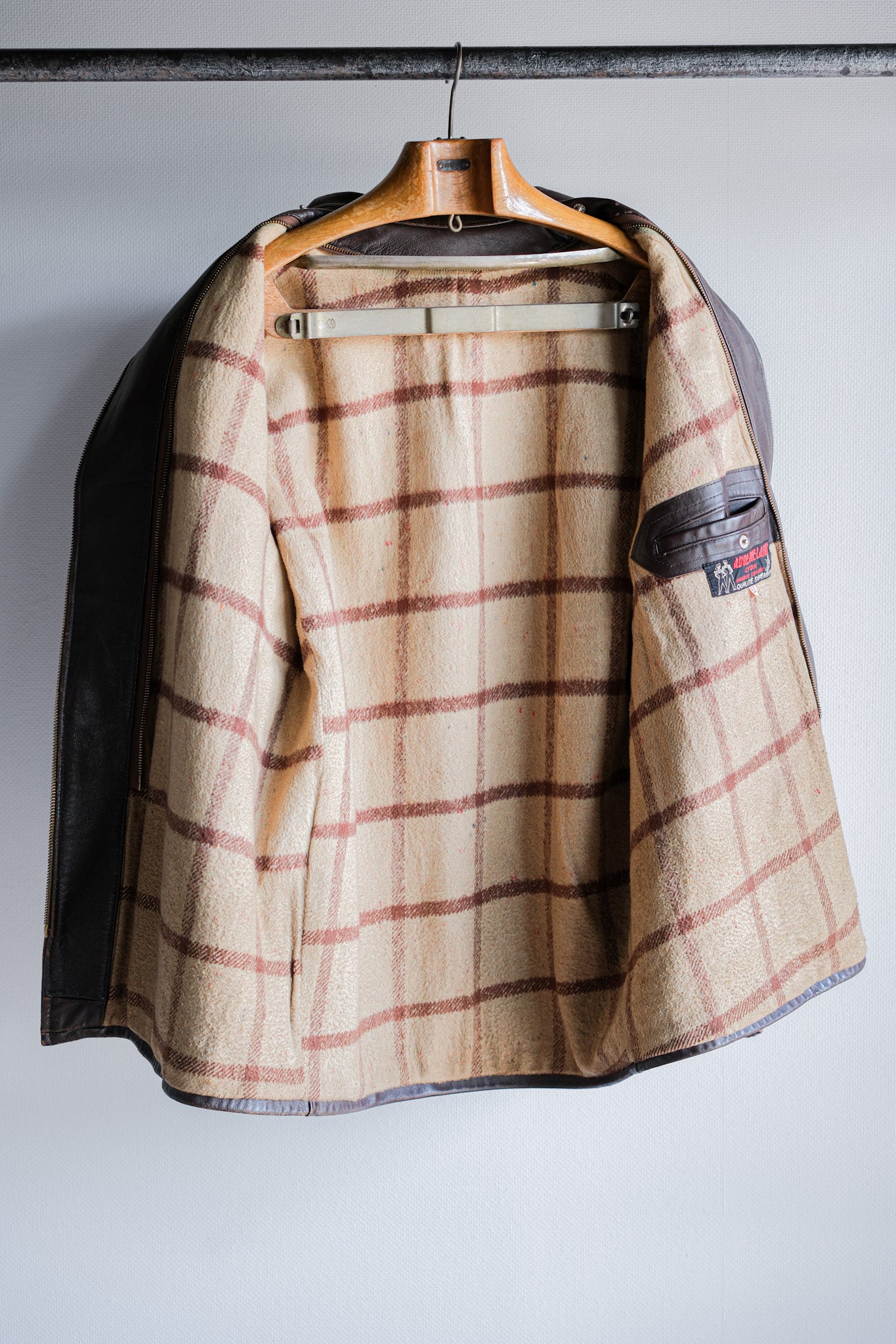 [~ 50's] French vintage zip up Leath work veste de veste.52 "Adolphe Lafont"
