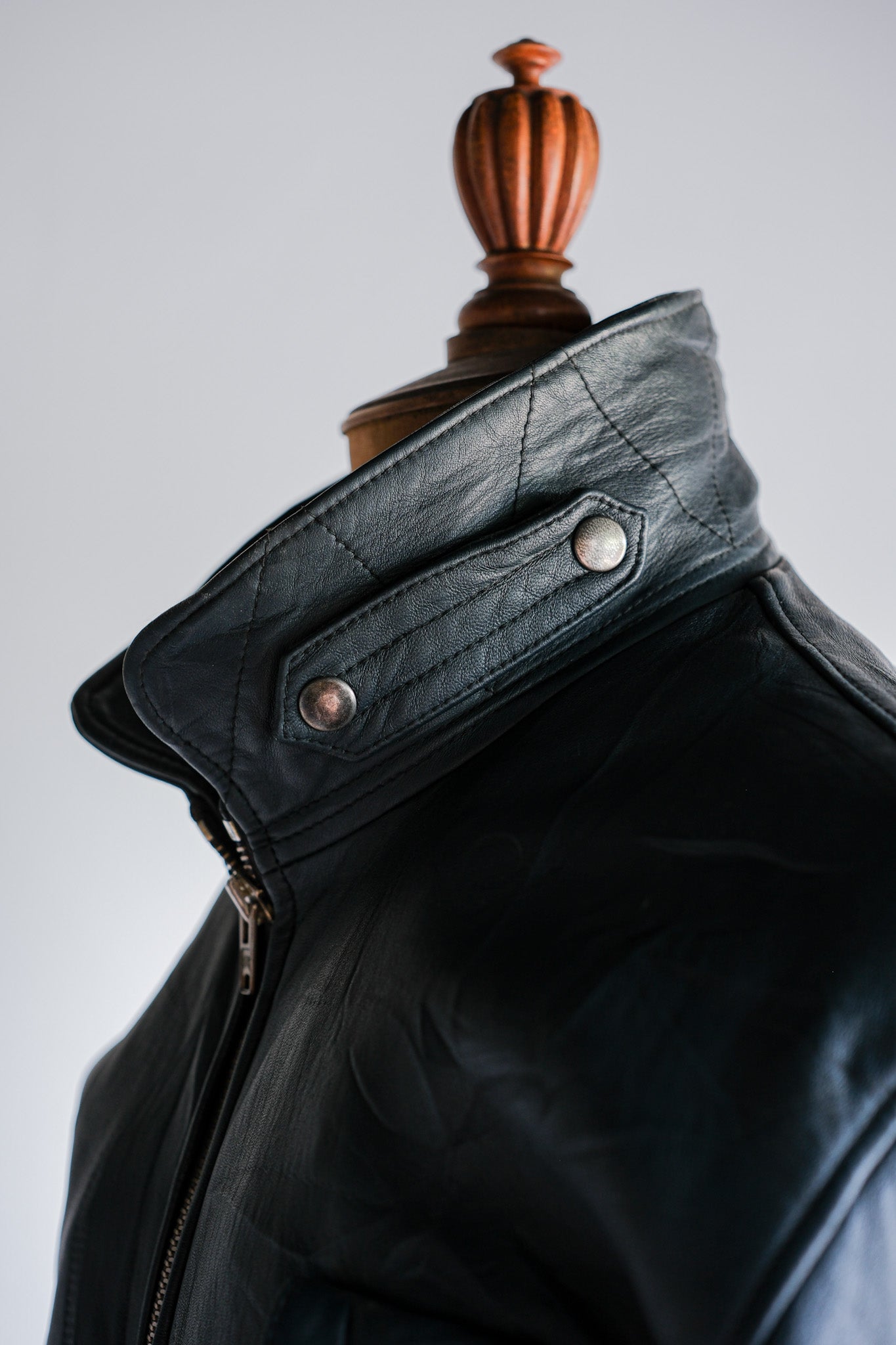 ［~70's］French Air Force Pilot Leather Jacket With Chin Strap Size.96M