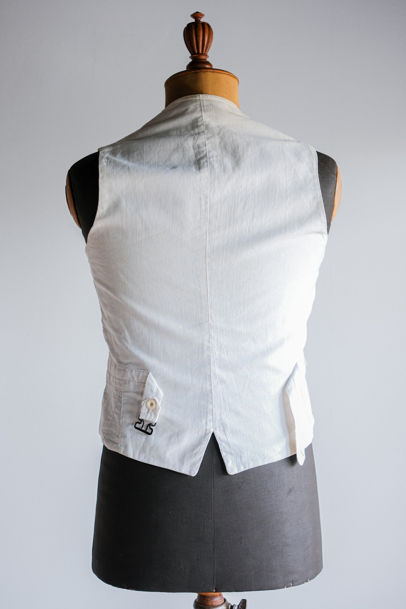 ［~30's］French Vintage White Cotton Work Gilet "Unusual Fabric"