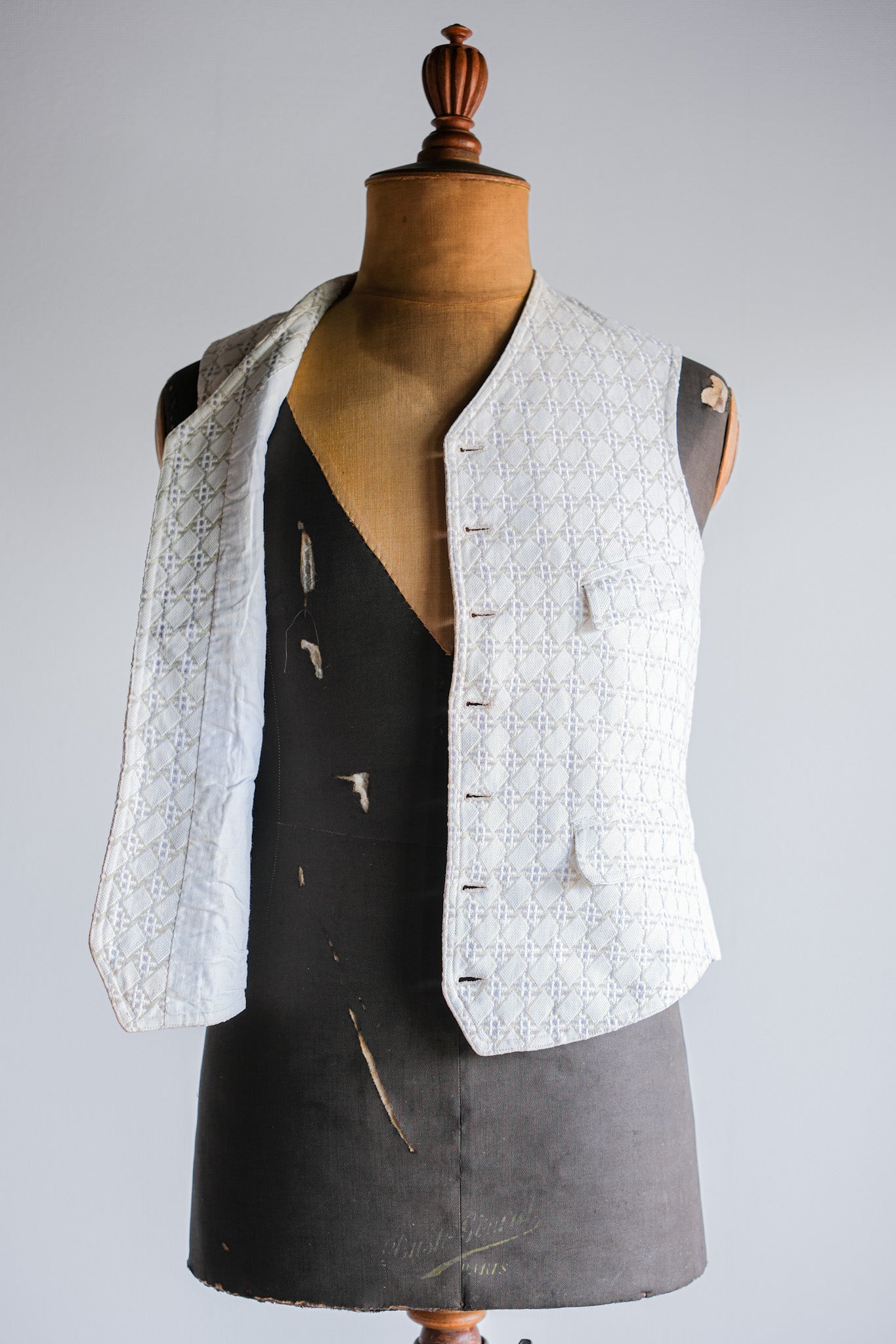 ［~30's］French Vintage White Cotton Work Gilet "Unusual Fabric"