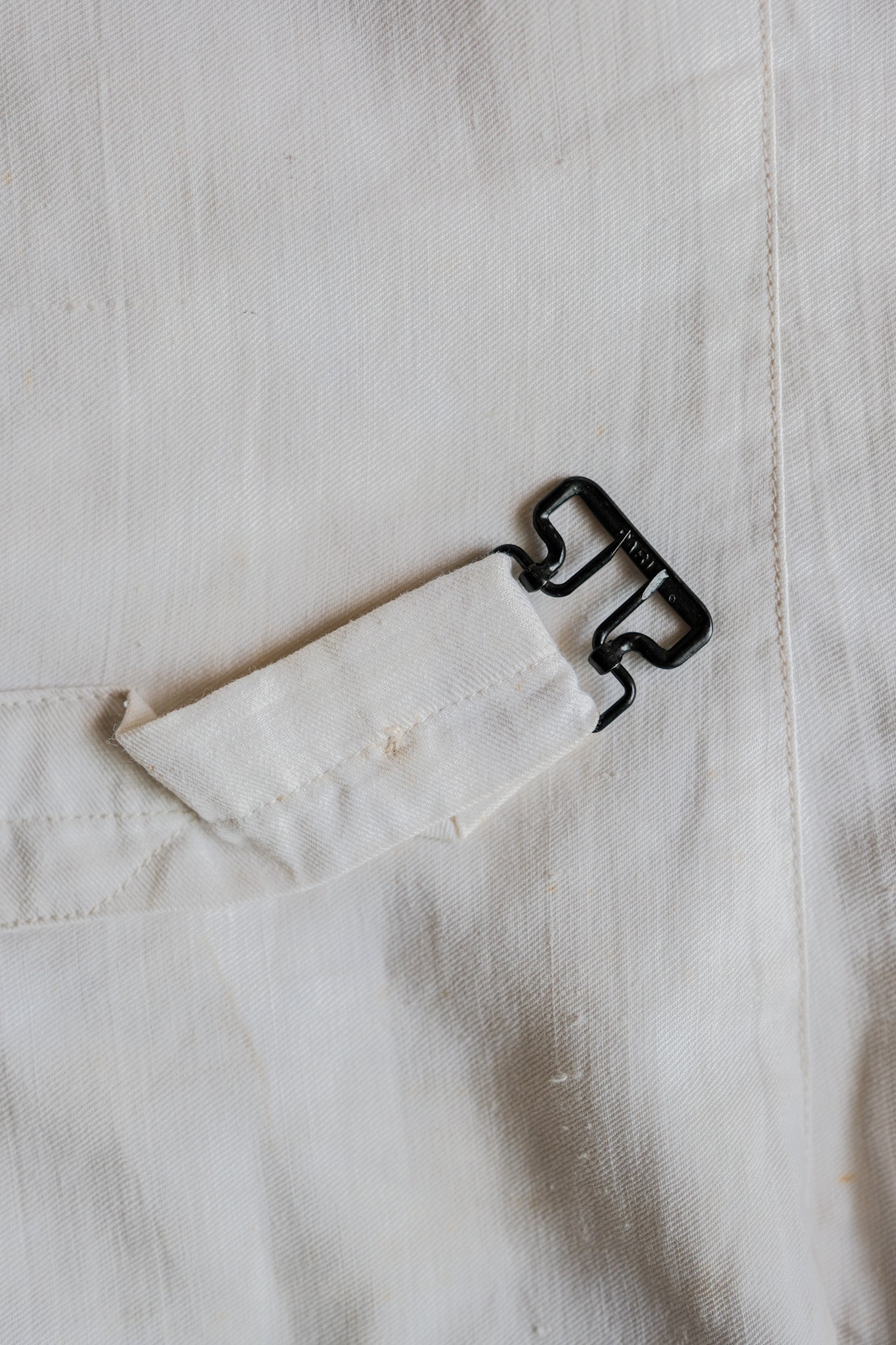 ［~30's］French Vintage White Cotton Work Gilet "Unusual Fabric"