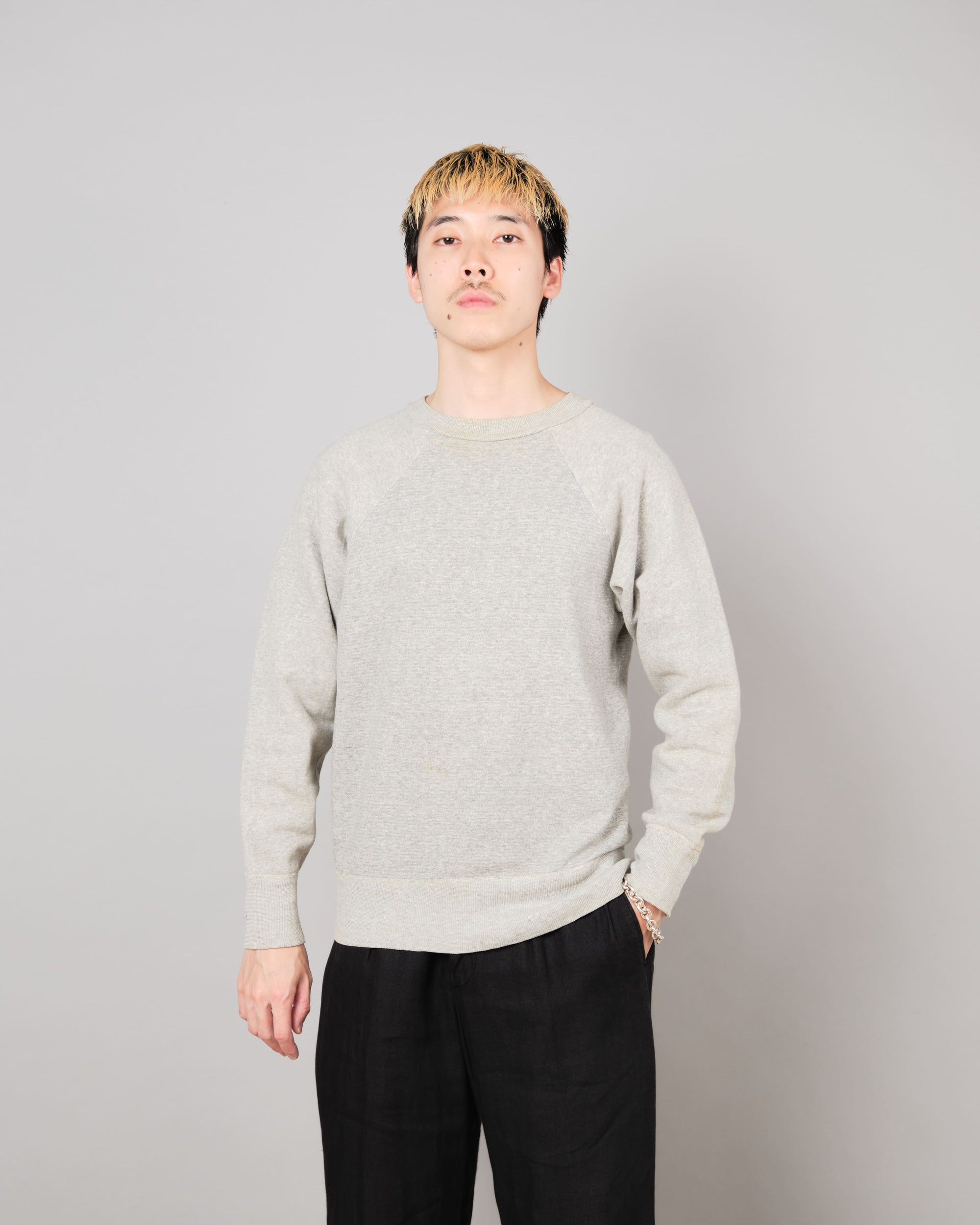 【~60's】American Vintage Raglan Sleeve Cotton Sweatshirt Size.L "HANES BREEZE SHIELD"
