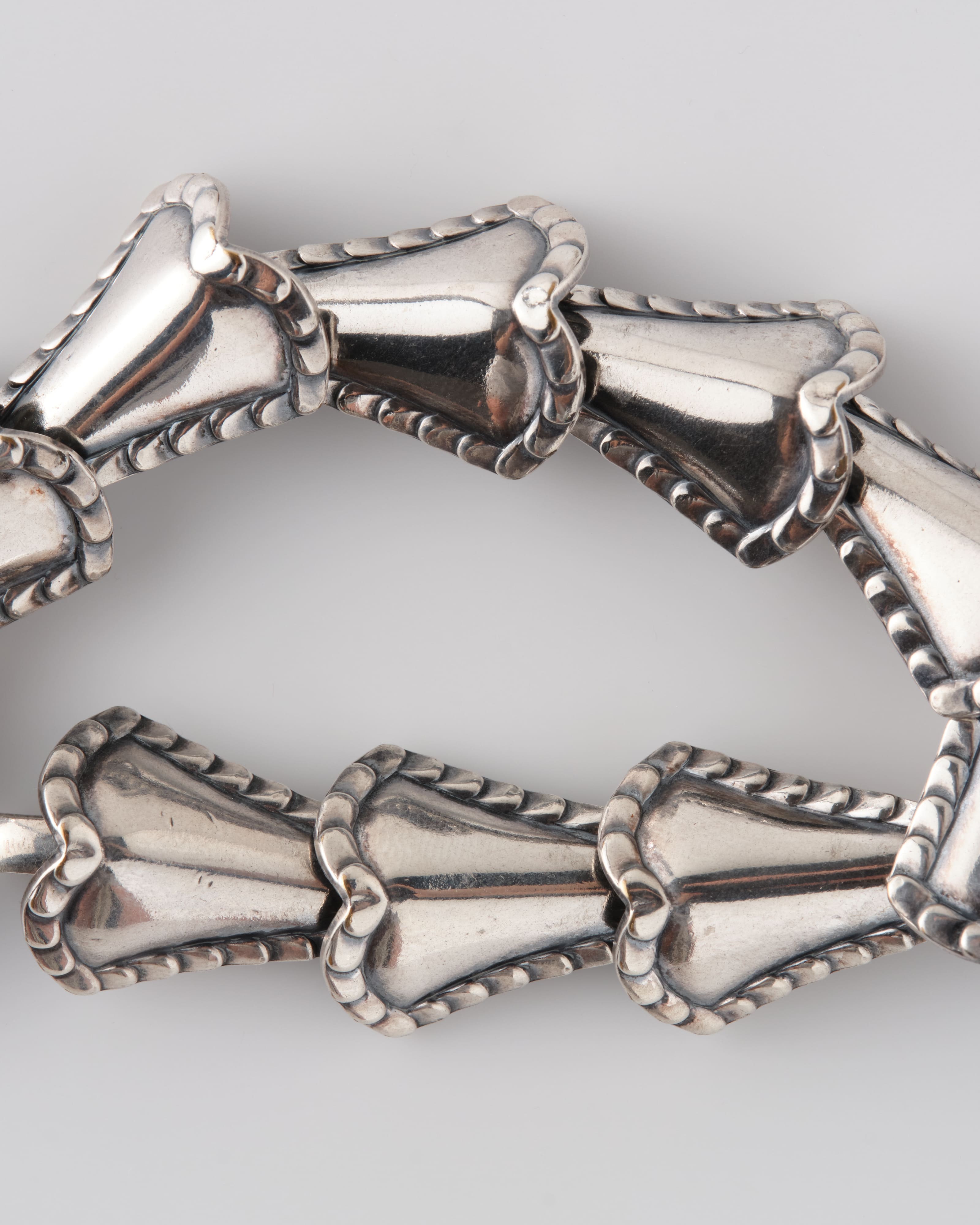 【~50's】American Vintage Silver Rope Edge Shell Link Bracelet "NAPIER"