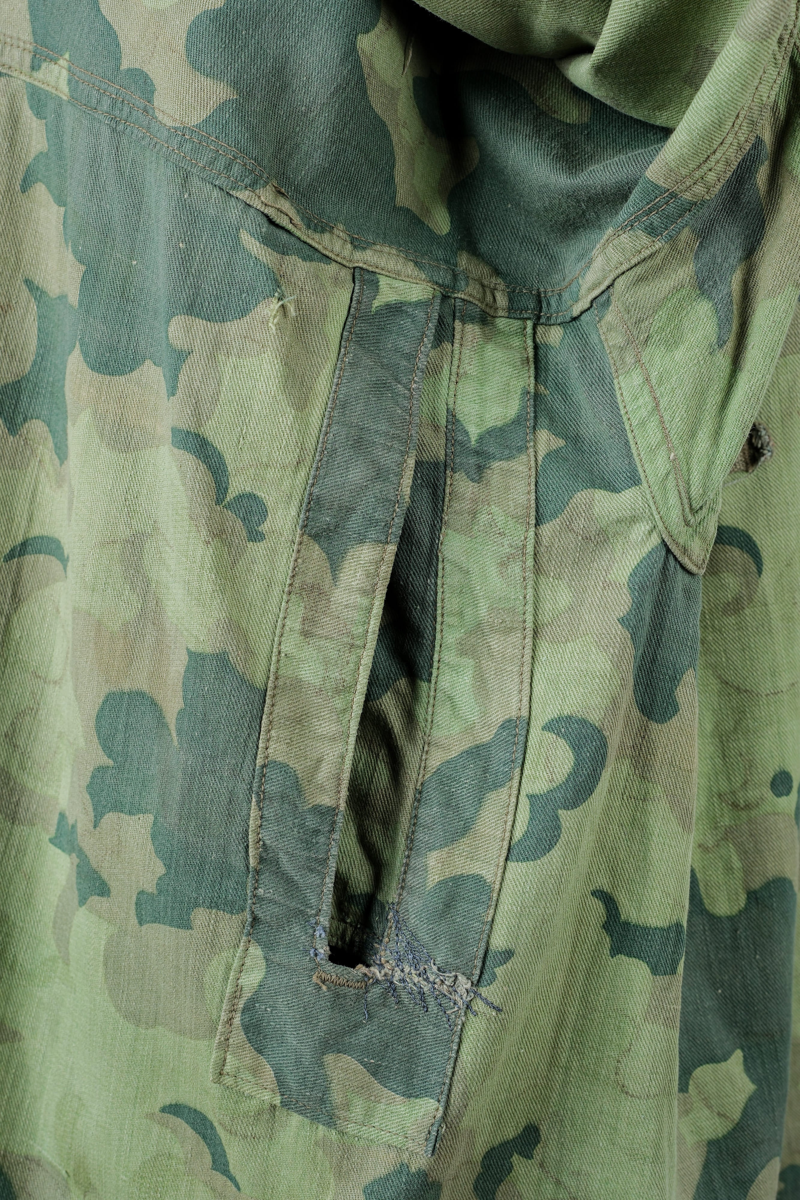 [~ 50's] Czechoslovakian Army Clouds Camouflage Reversible Smock "Modified"