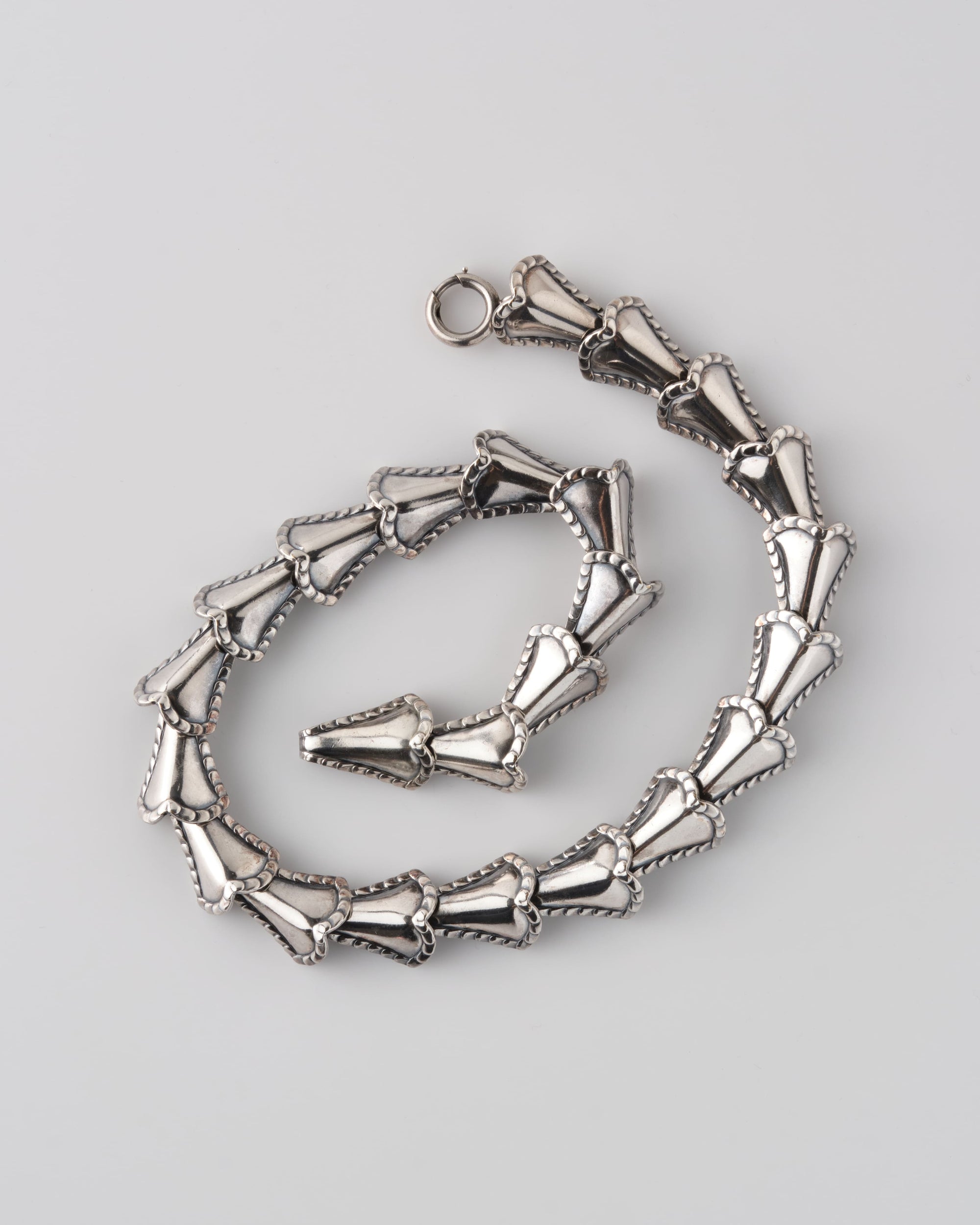 【~50's】American Vintage Silver Rope Edge Shell Link Necklace "NAPIER"