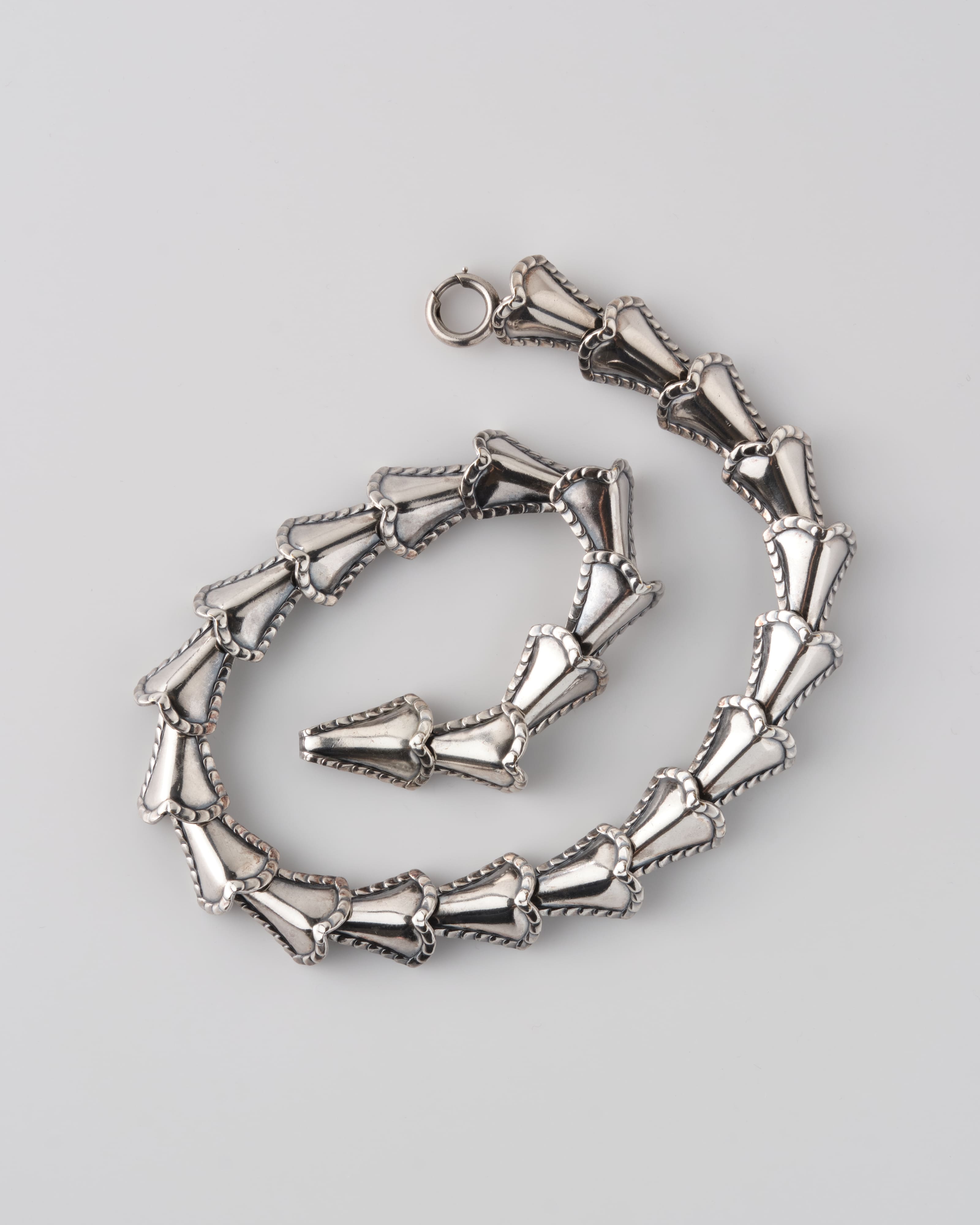 [~50's] American Vintage Silver Rope Edge Shell Link Necklace "NAPIER"
