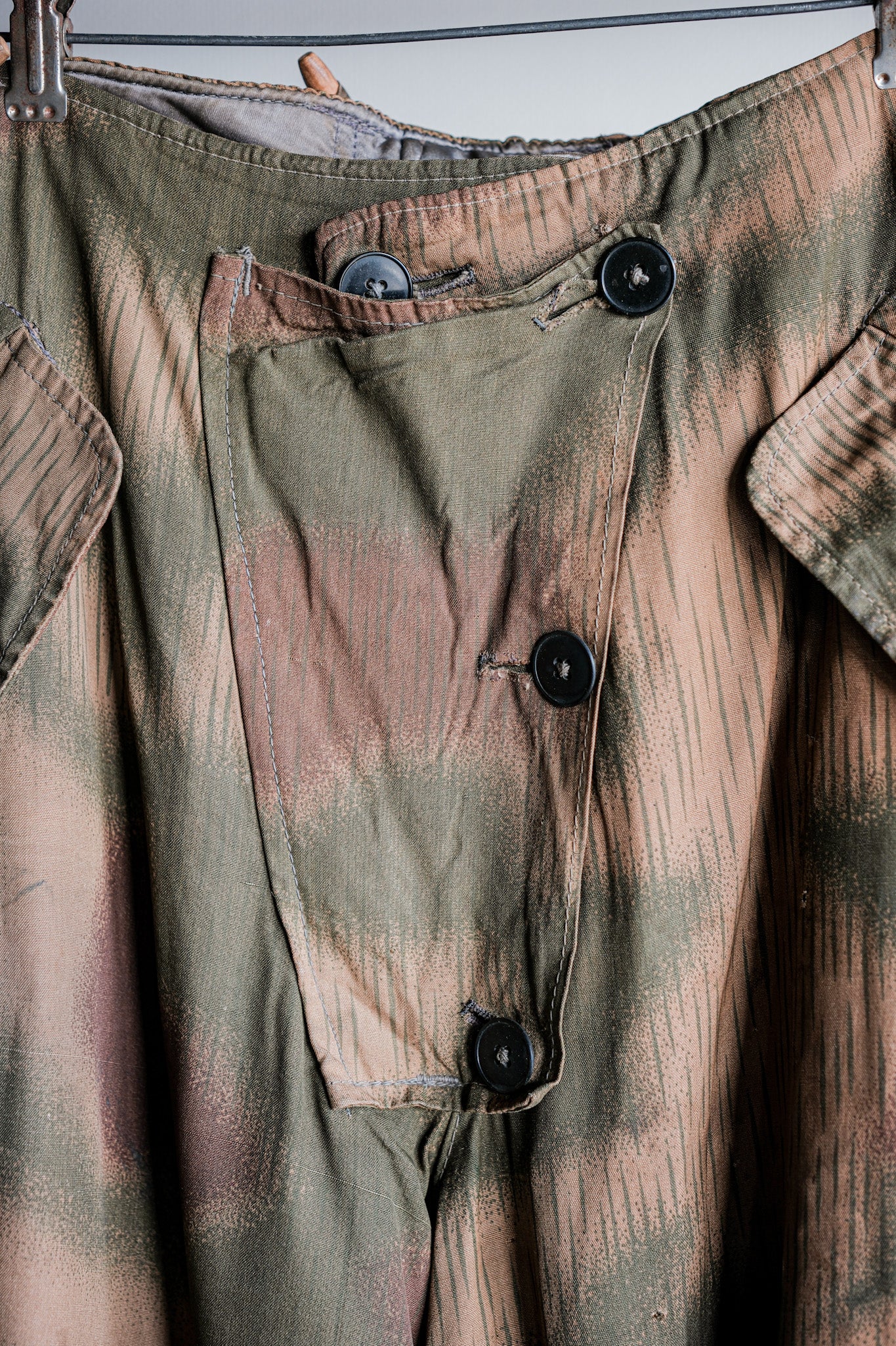 ［~40's］WWⅡ German Army Sumpftarnmuster 44 Camouflage 43 Pattern Winter Trousers "Wehrmacht"