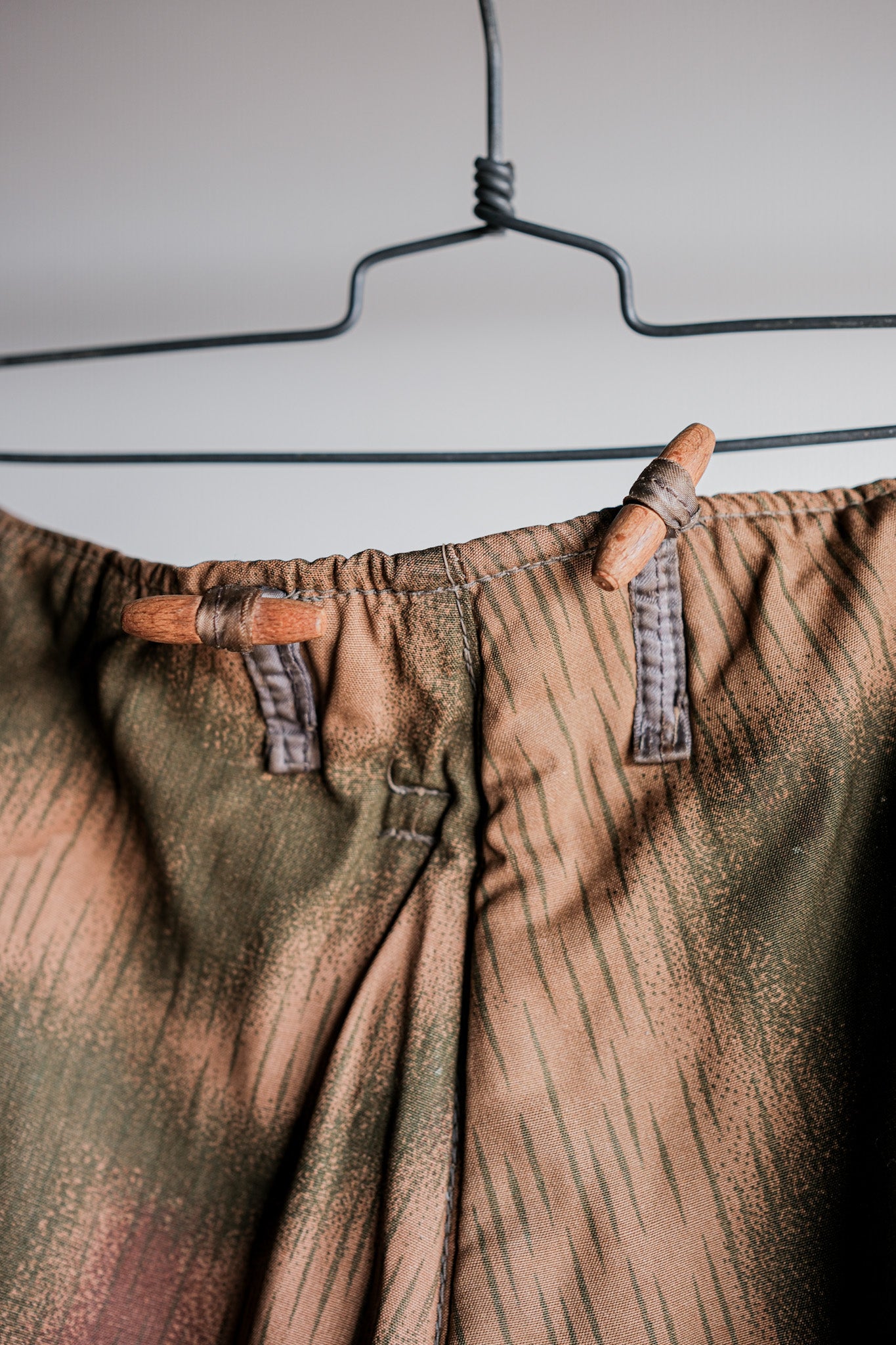 ［~40's］WWⅡ German Army Sumpftarnmuster 44 Camouflage 43 Pattern Winter Trousers "Wehrmacht"