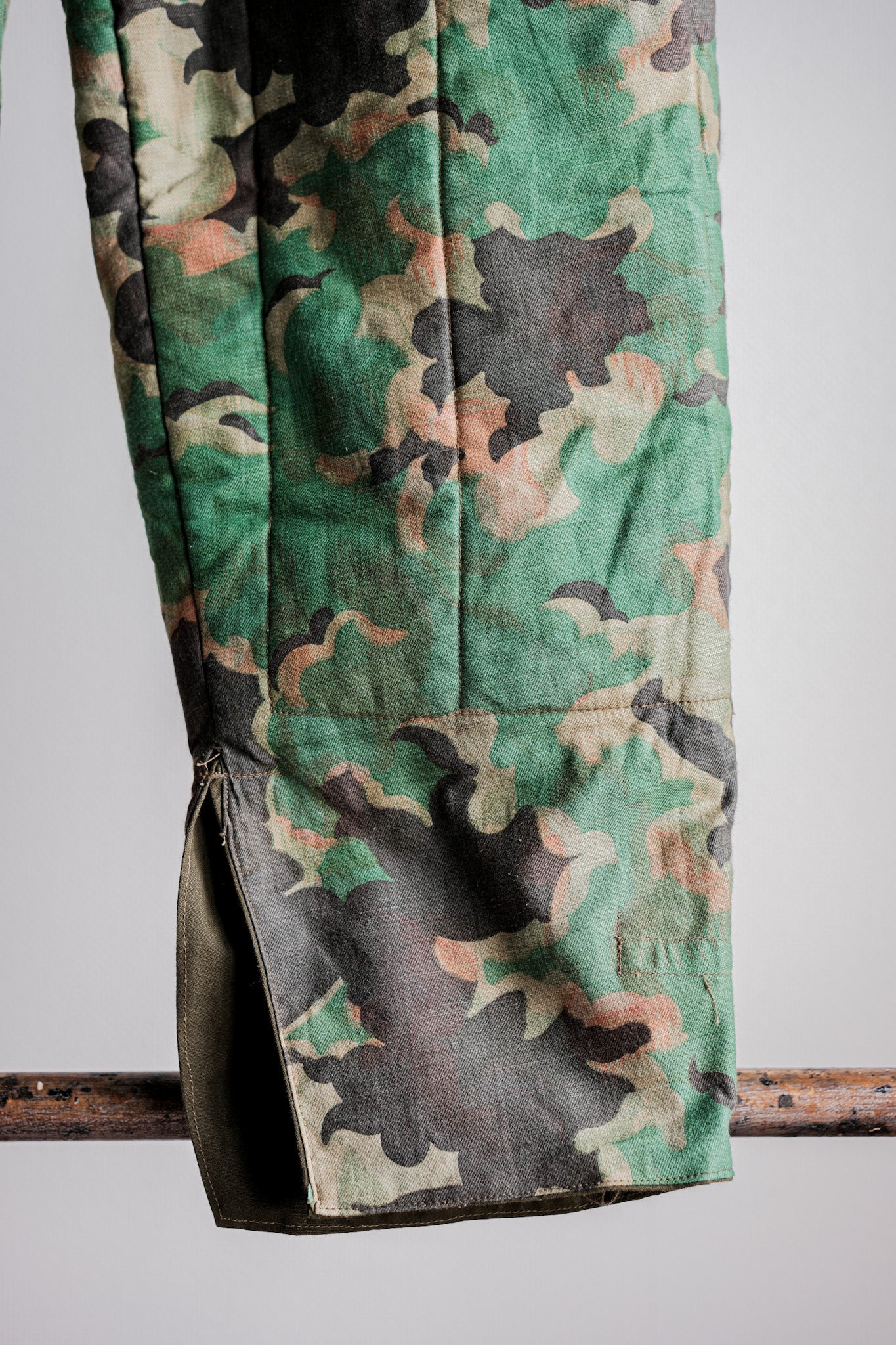 【~50's】Czechoslovakian Air Force Dubaky Camouflage Reversible Trousers Size.2B "Dead Stock"