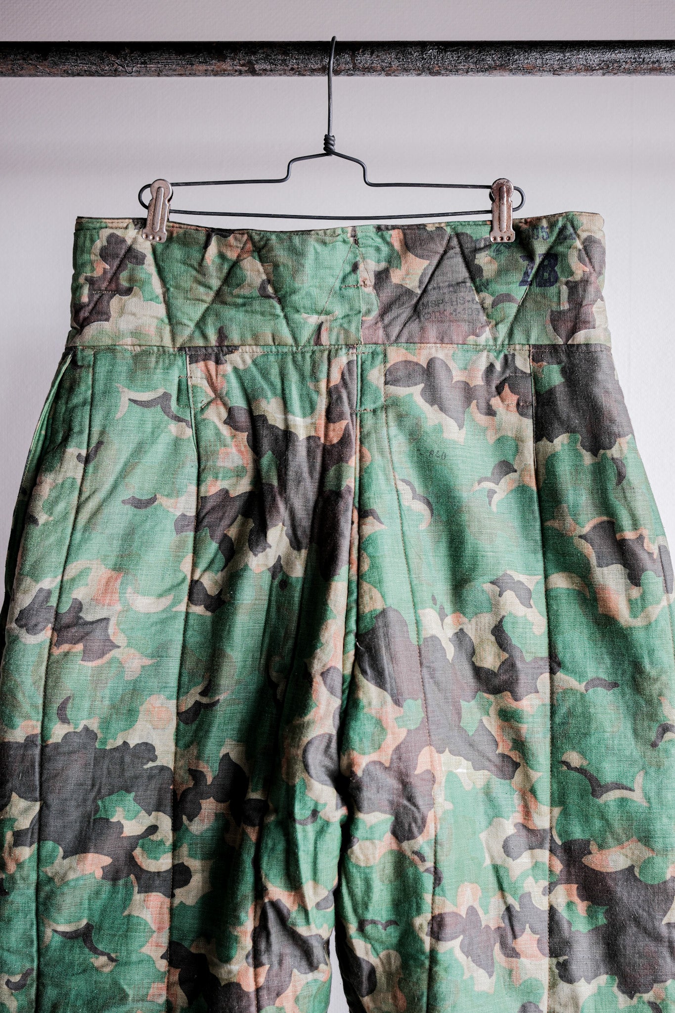 ［~50's］Czechoslovakian Air Force Dubaky Camouflage Reversible Trousers Size.2B "Dead Stock"