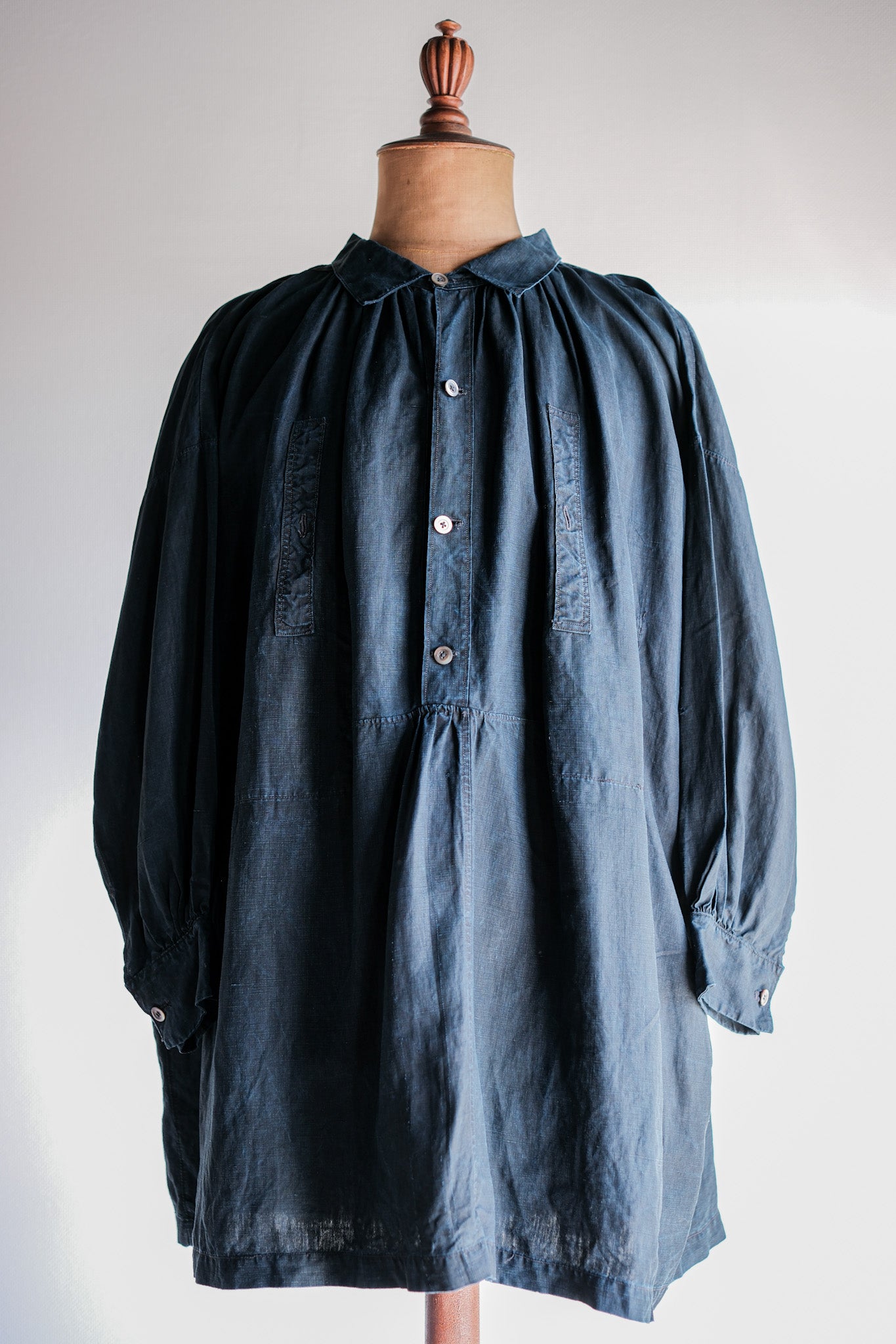 [Early 20th C] French Antique Indigo Linen Smock "BIAUDE"