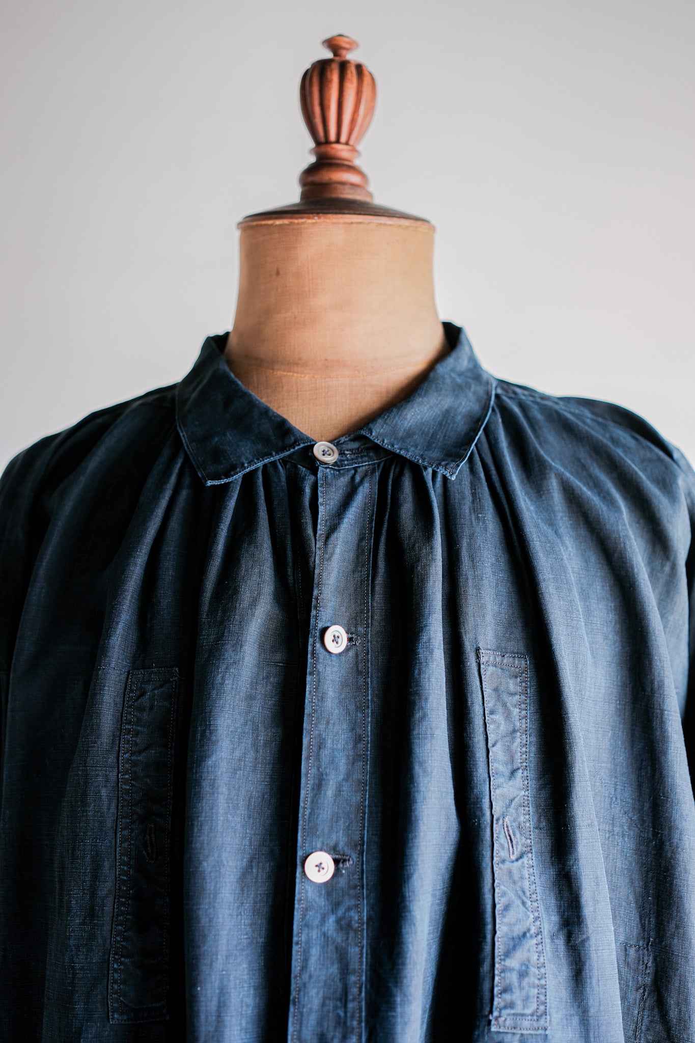 [Early 20th C] French Antique Indigo Linen Smock "BIAUDE"