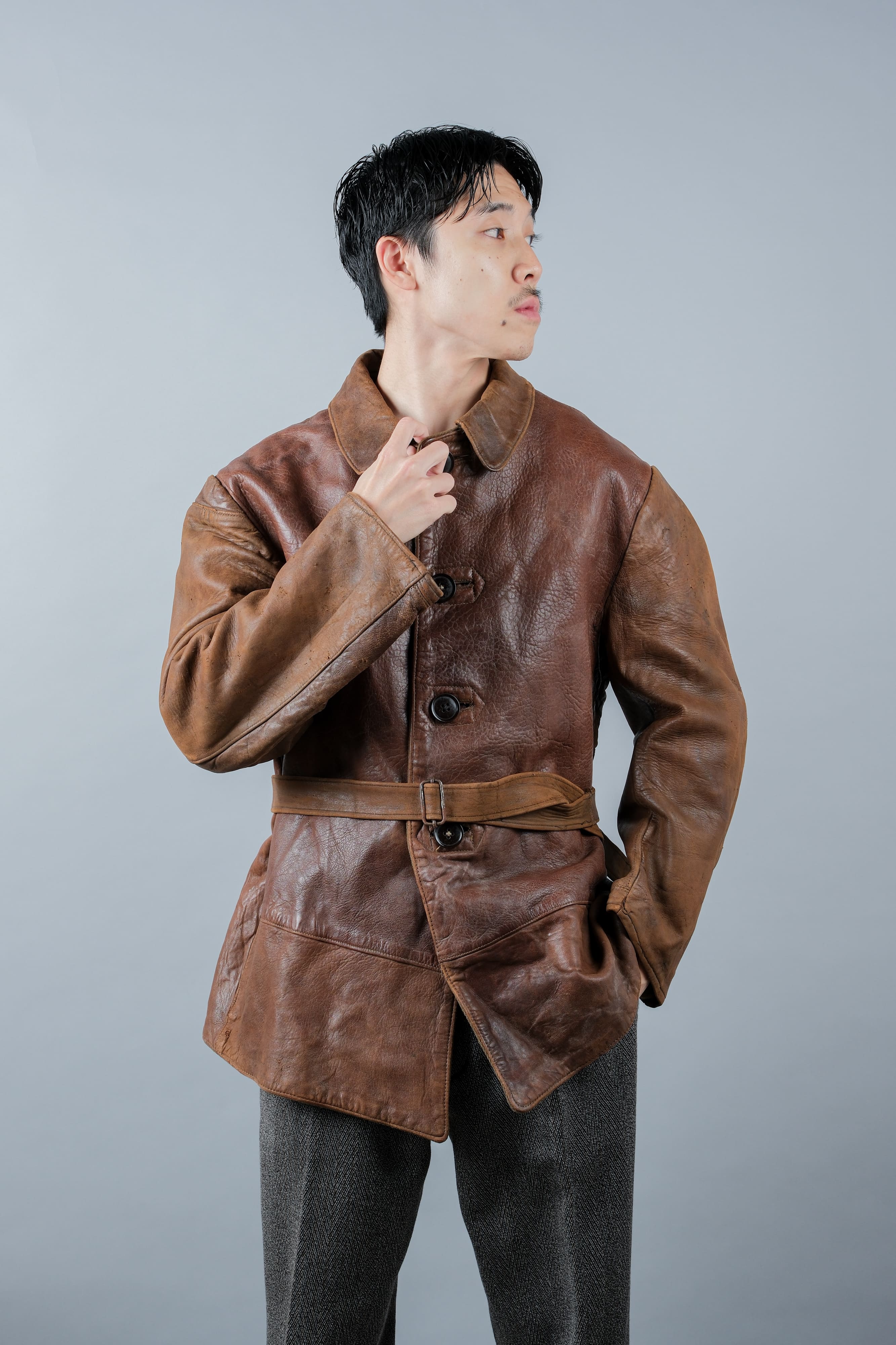 [~ 40 '] 영국 육군 Jerkin Leather Jacket "Modified"