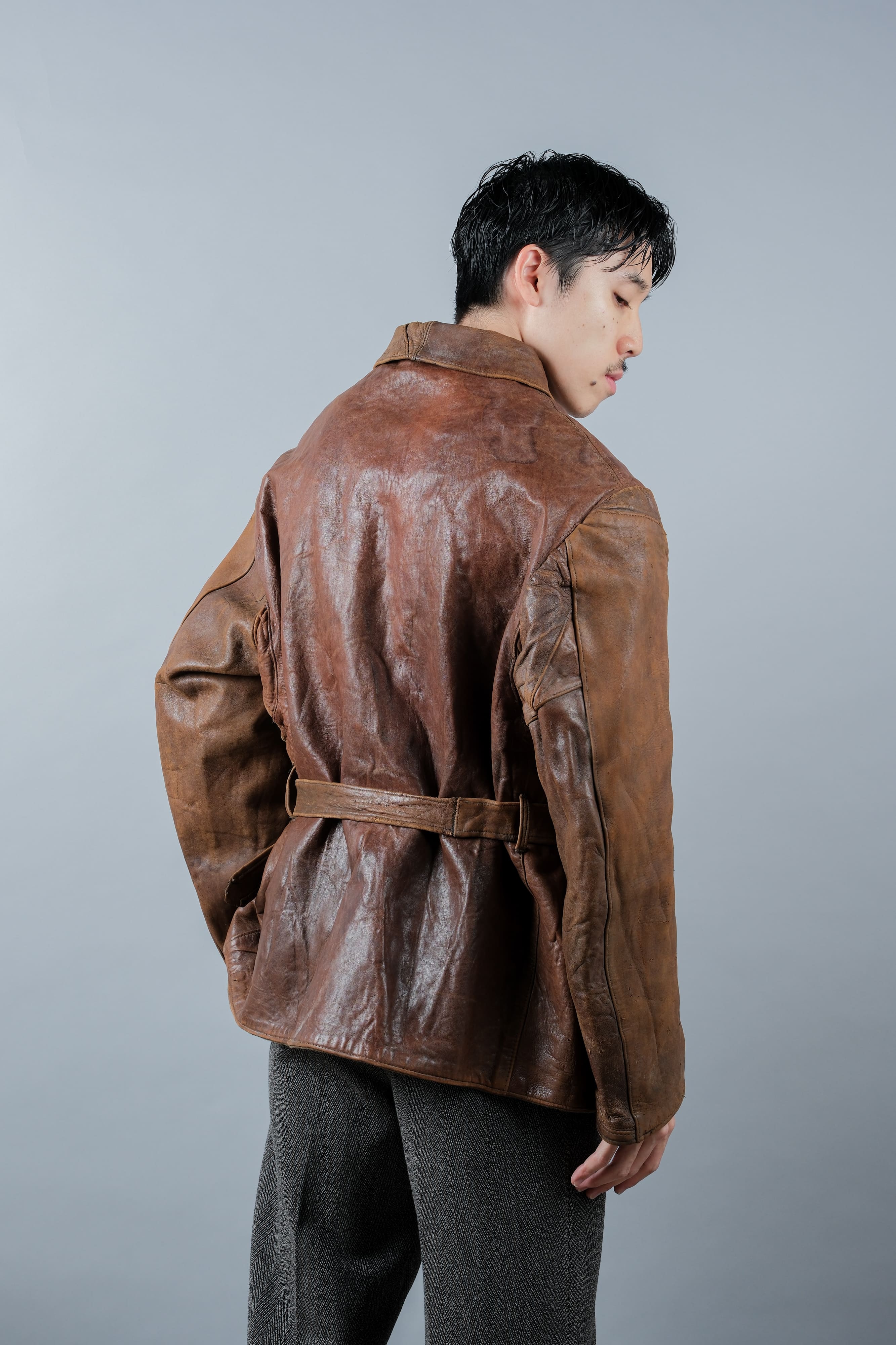 [~ 40 '] 영국 육군 Jerkin Leather Jacket "Modified"