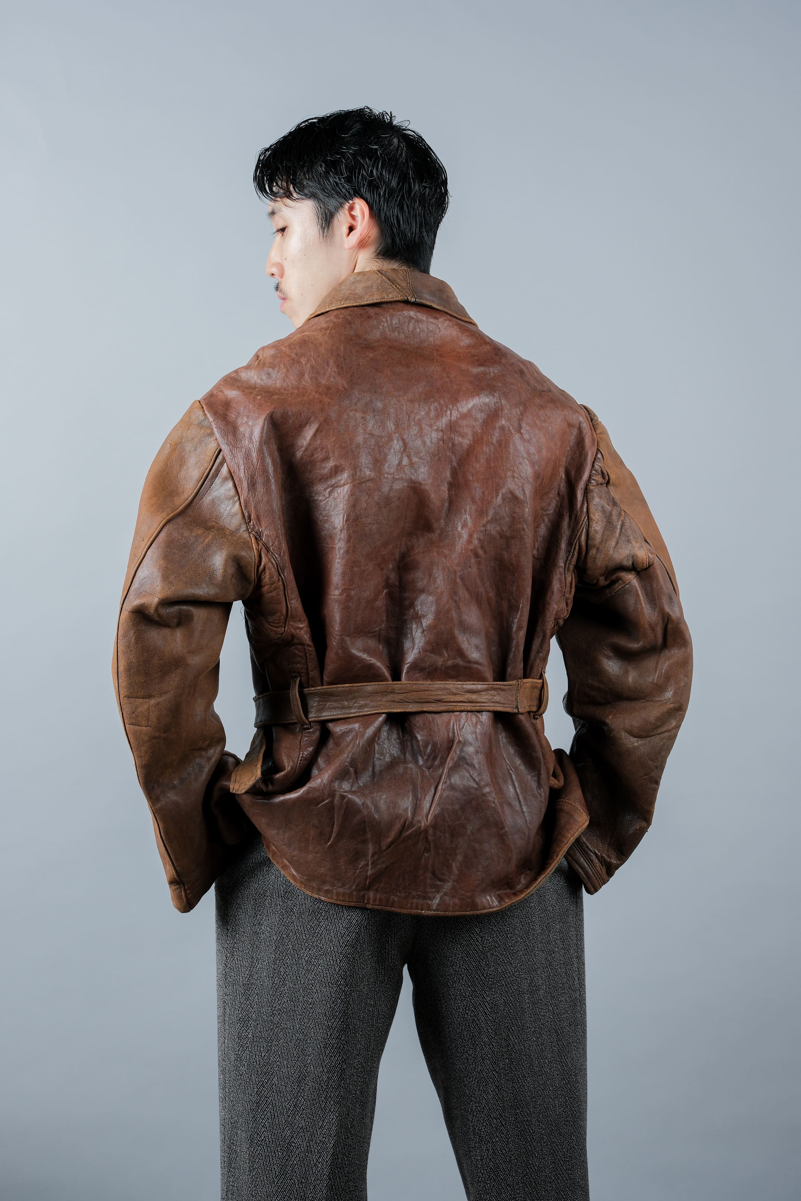 [~ 40 '] 영국 육군 Jerkin Leather Jacket "Modified"