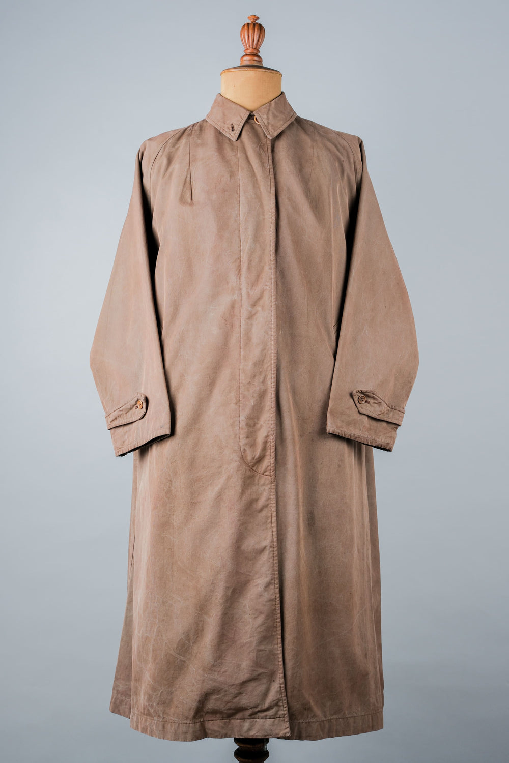 ［~40's］Vintage Burberrys Paris Single Raglan Balmacaan Coat C100 for Ladies "Overdyed" "Made in France"