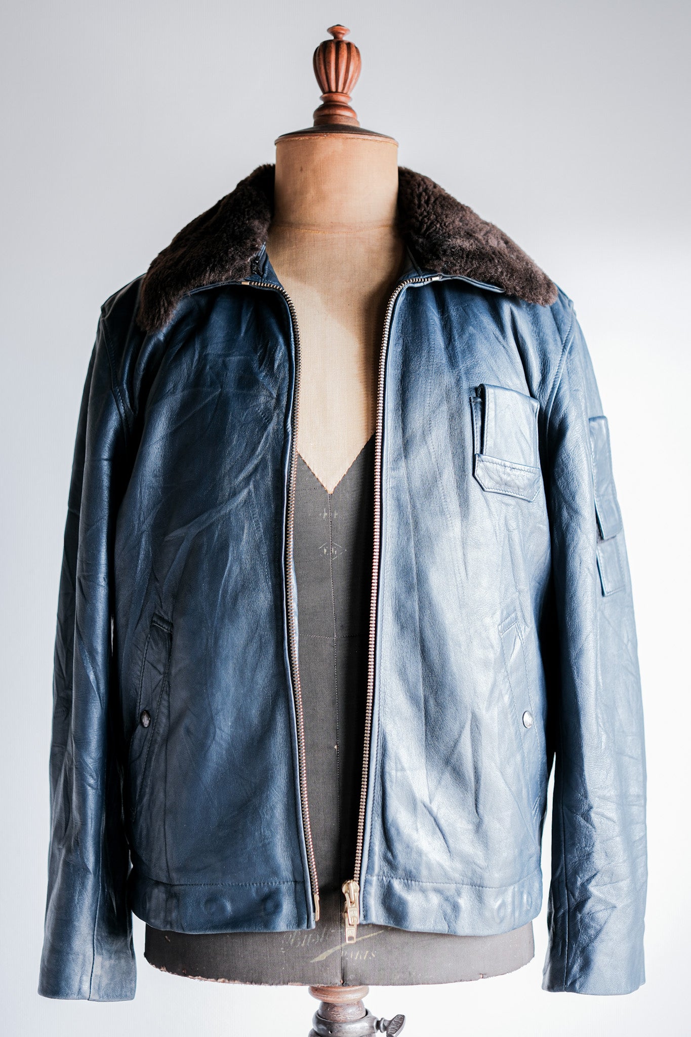 ［~70's］French Air Force Pilot Leather Jacket With Chin Strap Size.96L "Full Set"