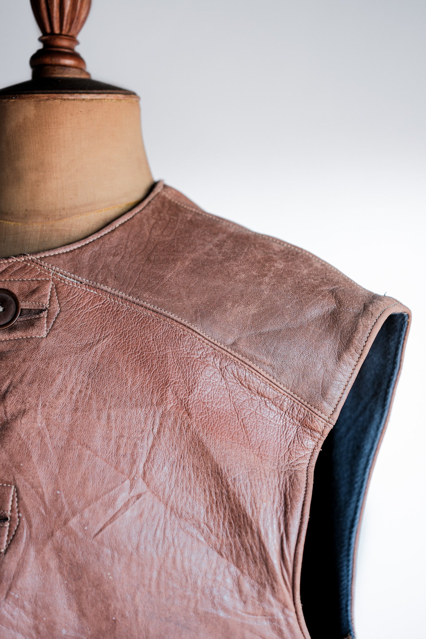 ［~40's］WWⅡ British Army Jerkin Leather Vest Size.2 "Modified"
