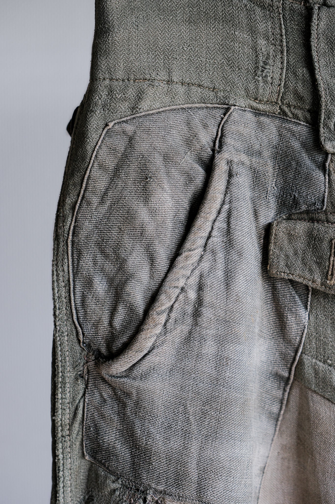 ［~40's］WWⅡ German Army M43 Green Linen Summer Trousers "Unusual Fabric" "Boro" "Wehrmacht"