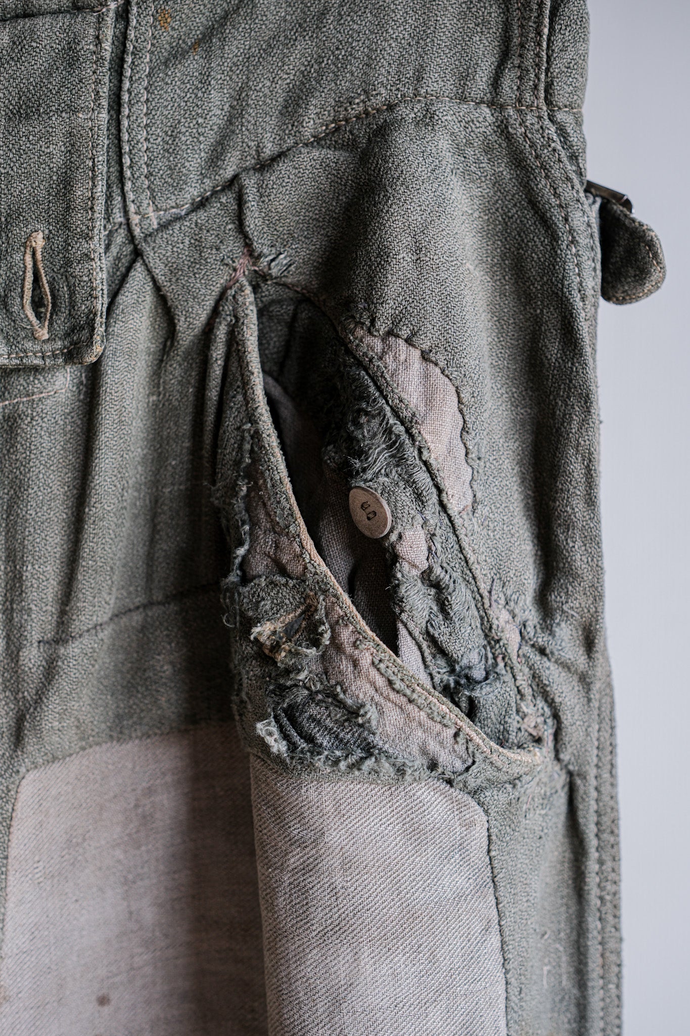 ［~40's］WWⅡ German Army M43 Green Linen Summer Trousers "Unusual Fabric" "Boro" "Wehrmacht"