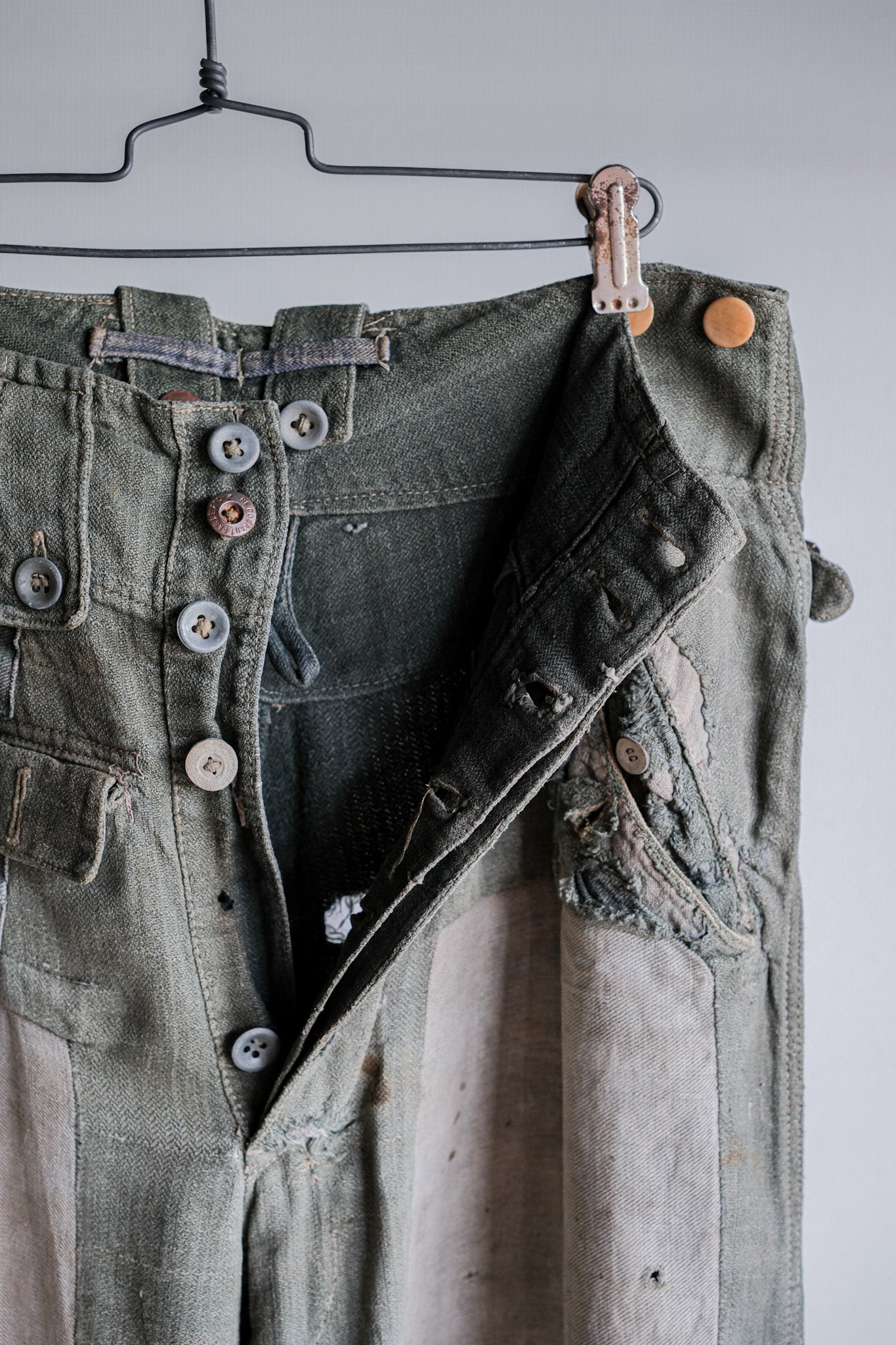 ［~40's］WWⅡ German Army M43 Green Linen Summer Trousers "Unusual Fabric" "Boro" "Wehrmacht"