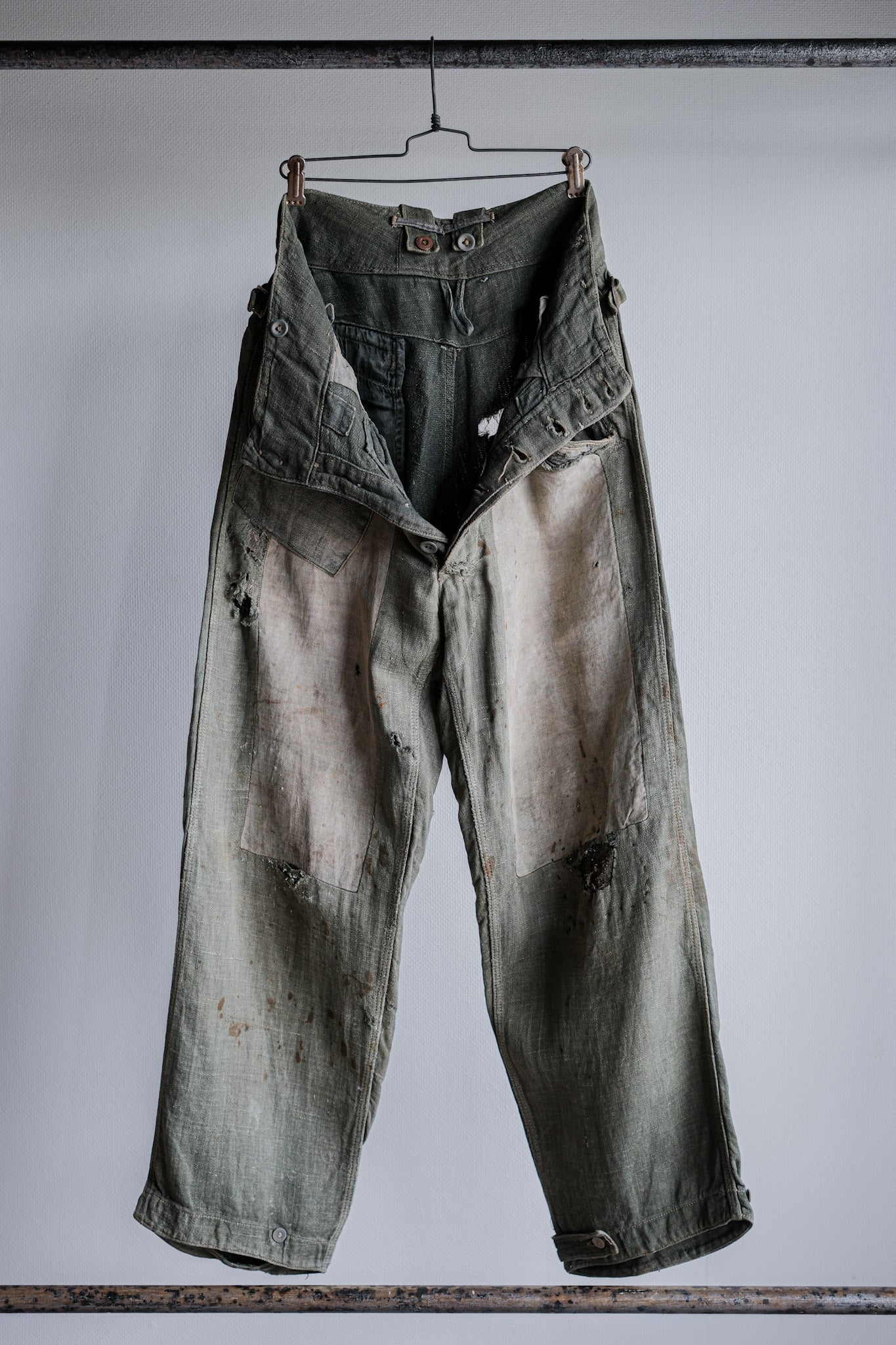 ［~40's］WWⅡ German Army M43 Green Linen Summer Trousers "Unusual Fabric" "Boro" "Wehrmacht"