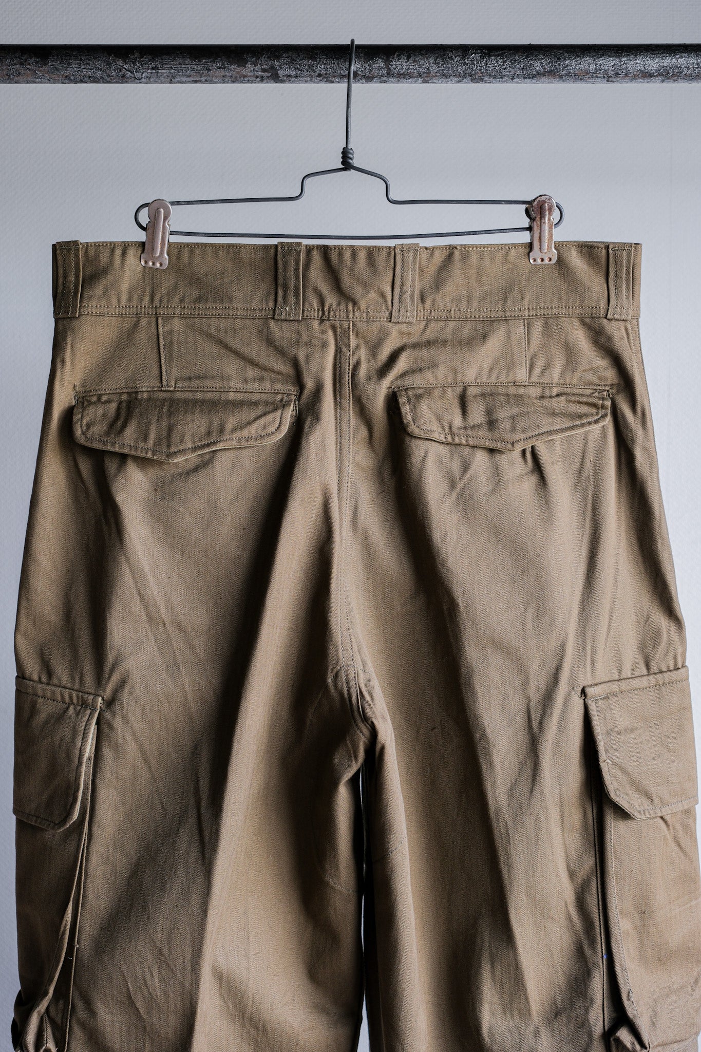 [~ 60's] Taille des pantalons de terrain de l'armée française M47.23 "Stock mort"