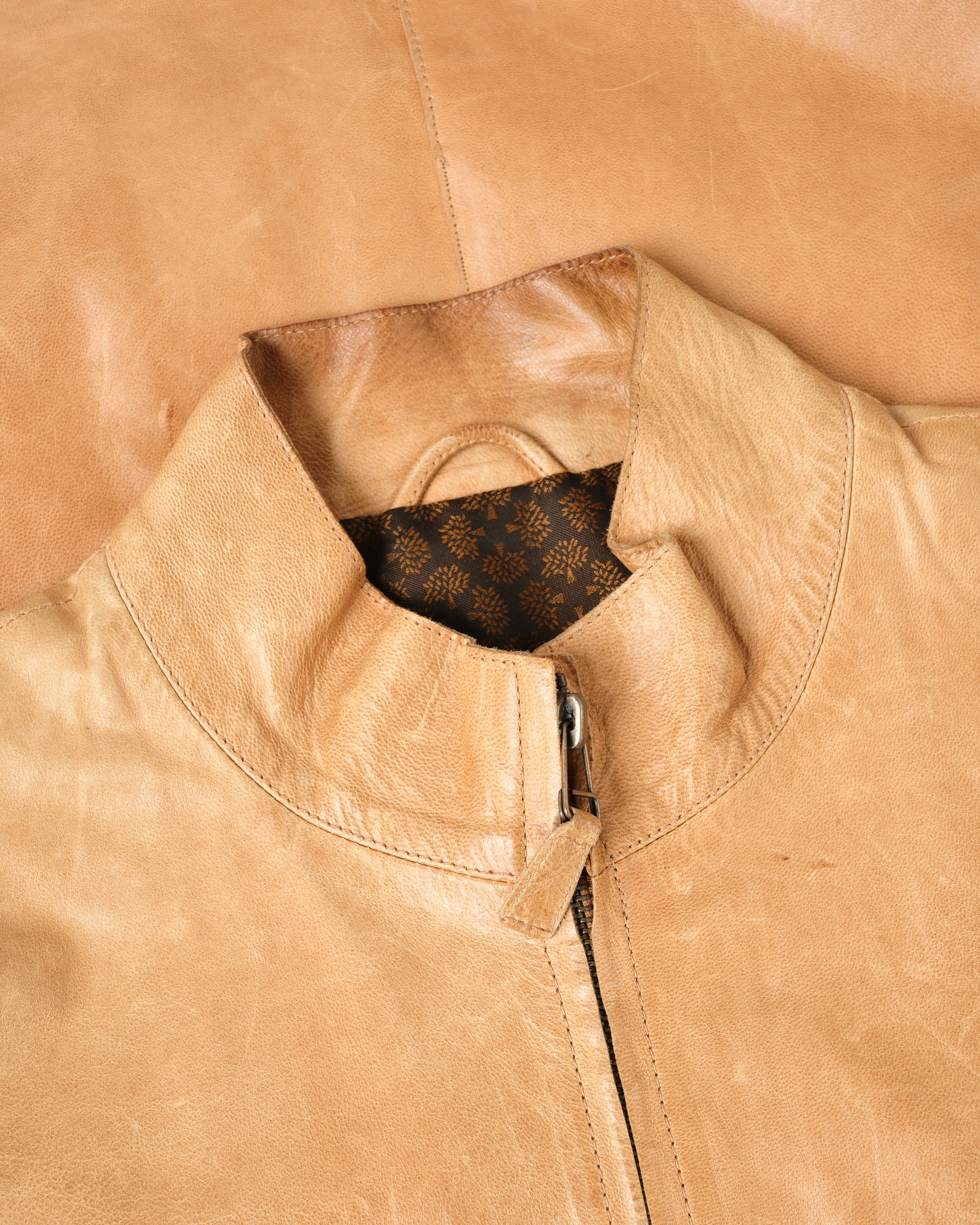 [~ 90's] vieille veste en cuir de mûrie.42