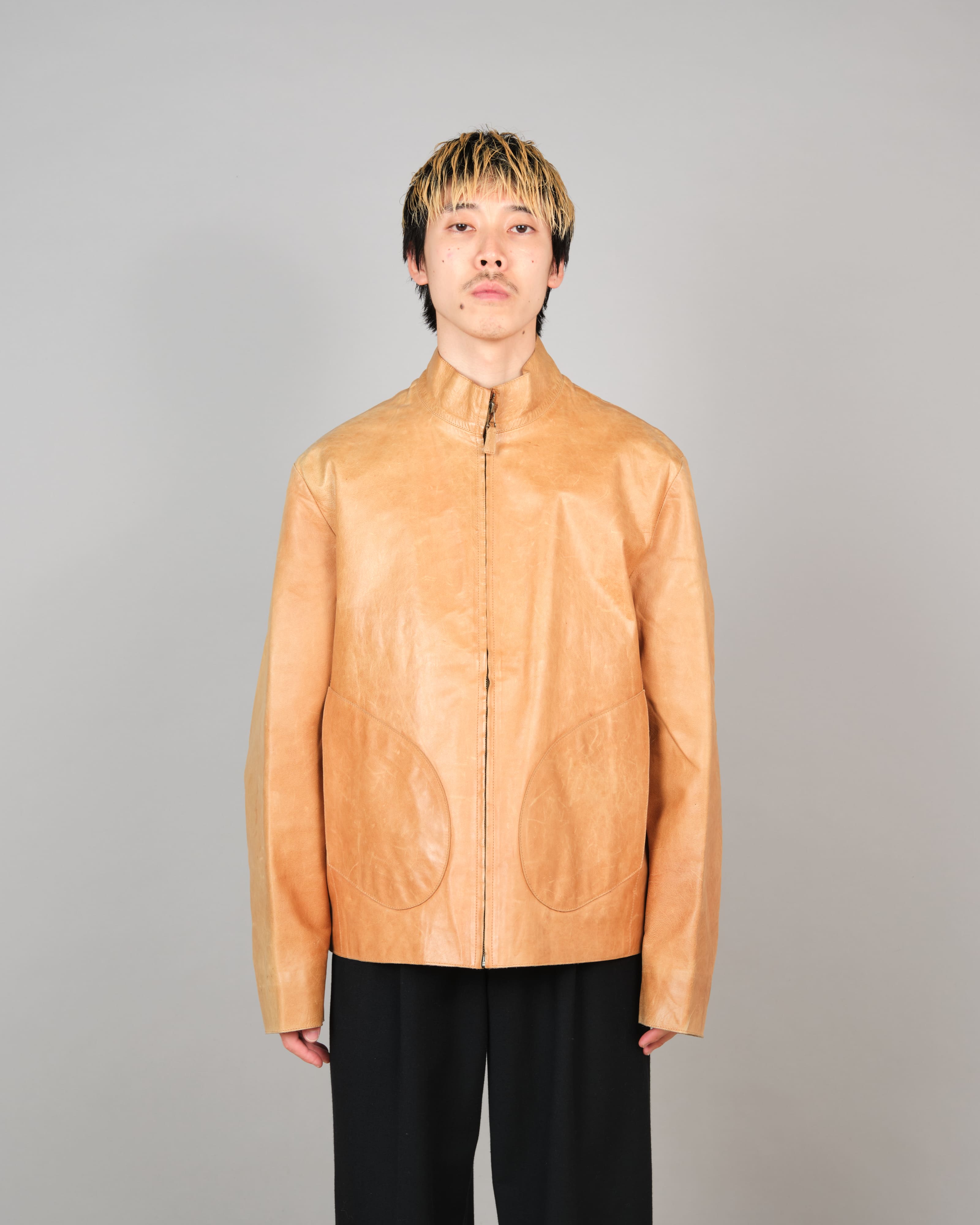 [~ 90's] vieille veste en cuir de mûrie.42