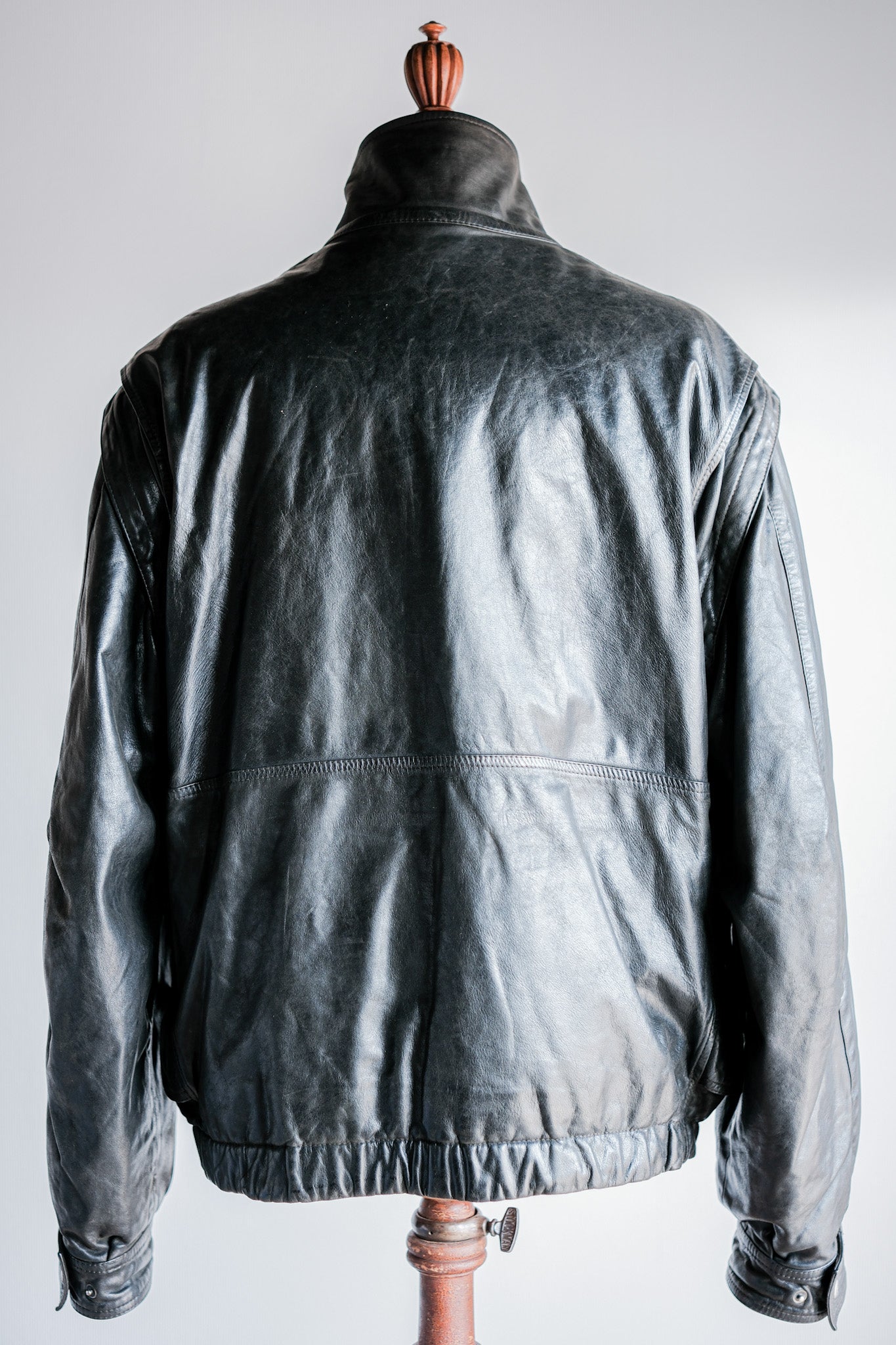 [~ 90's] Old Renoma Paris Black Leather Detachable Sleeve Multi Pocket Jacket with Line Size.xxl