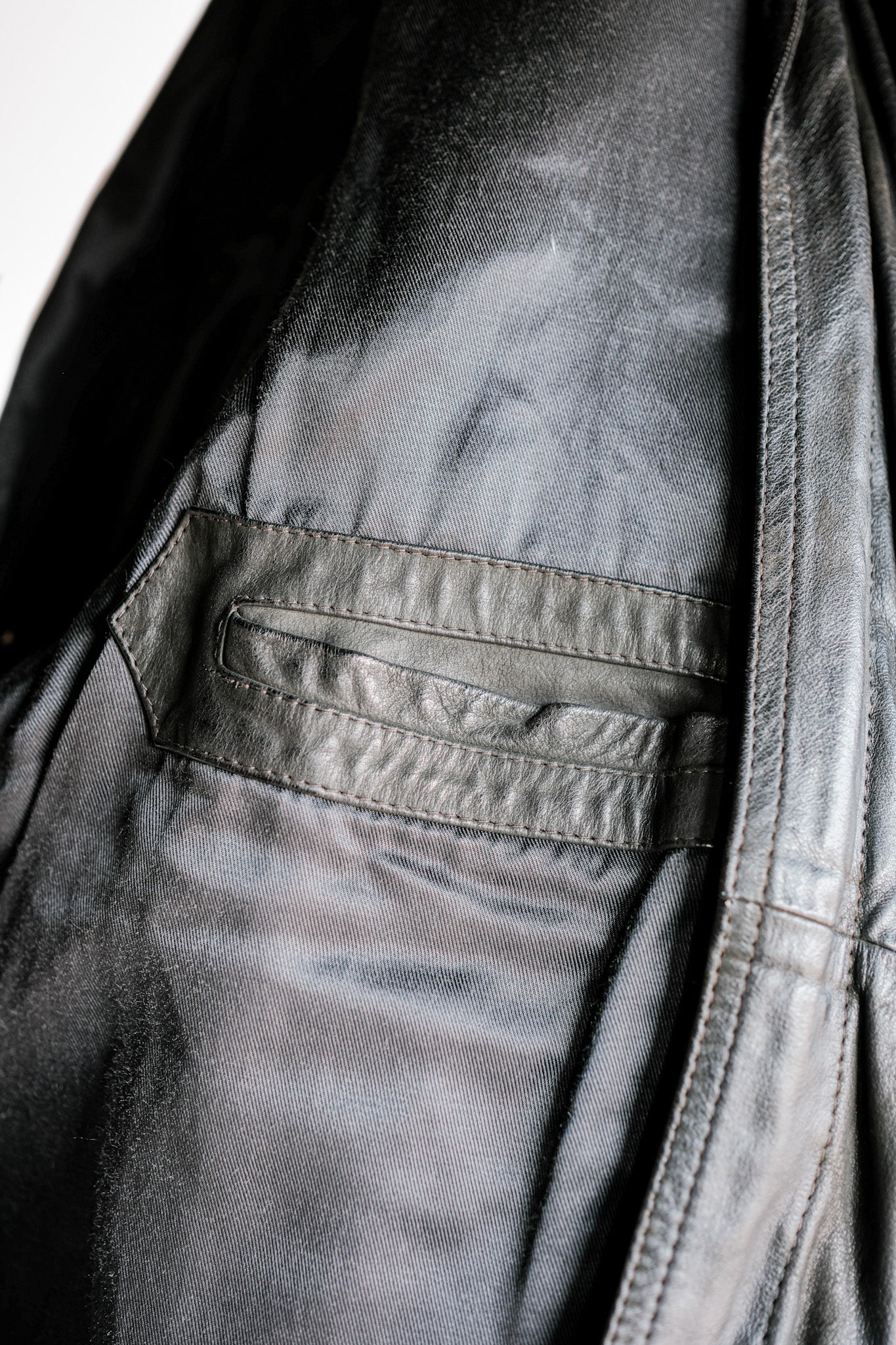 [~ 90's] Old Renoma Paris Black Leather Detachable Sleeve Multi Pocket Jacket with Line Size.xxl