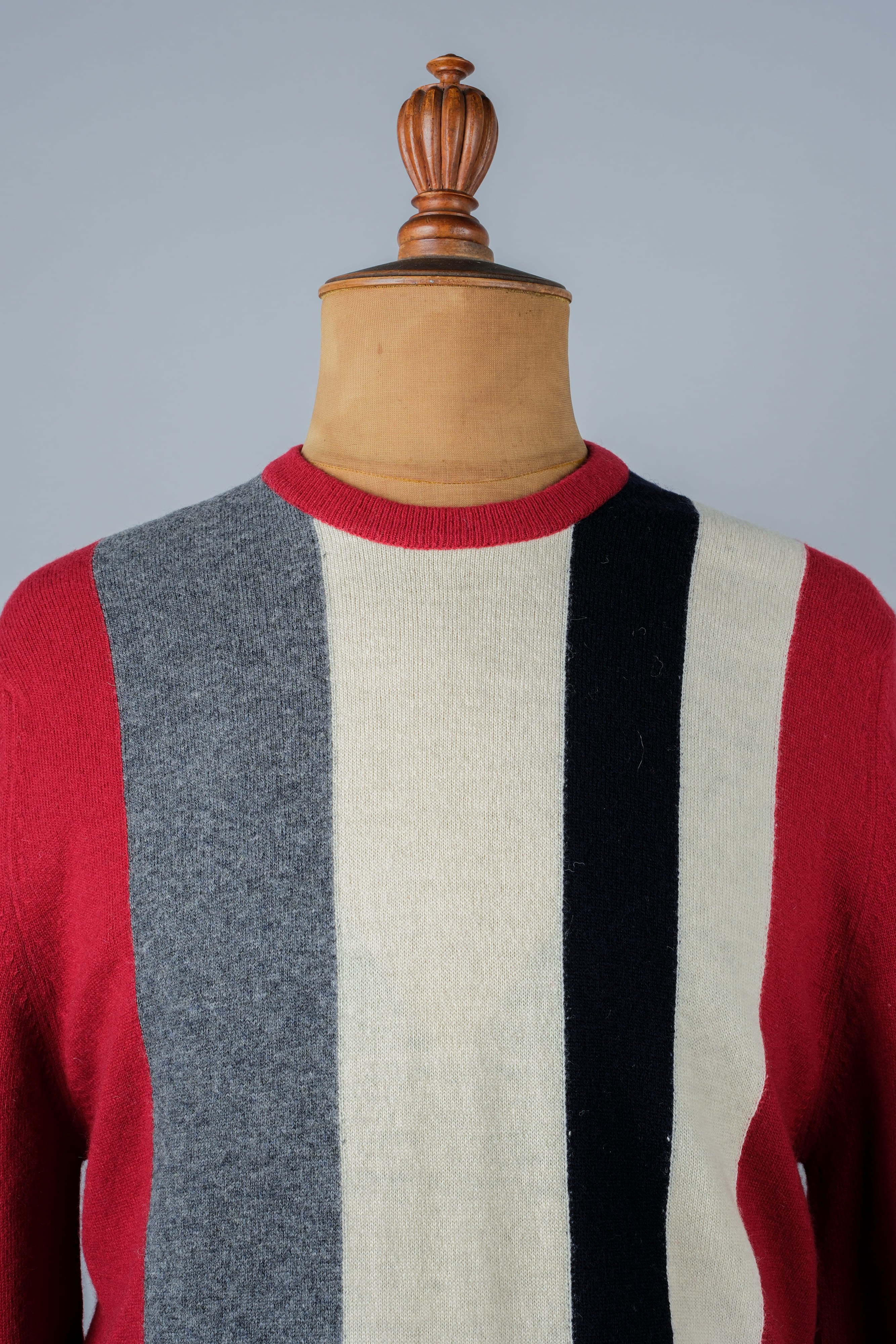 【~70's】British Vintage Wool Crew Necked Sweater Size.40 "JAEGER"