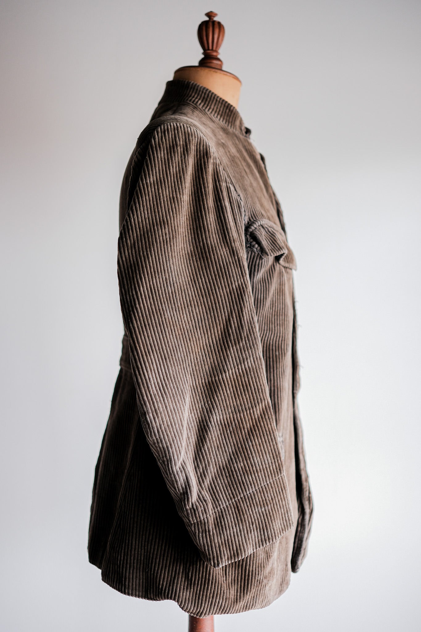 【~30’s】French Vintage Brown Corduroy Stand Collar Work Jacket "Unusual Pattern"