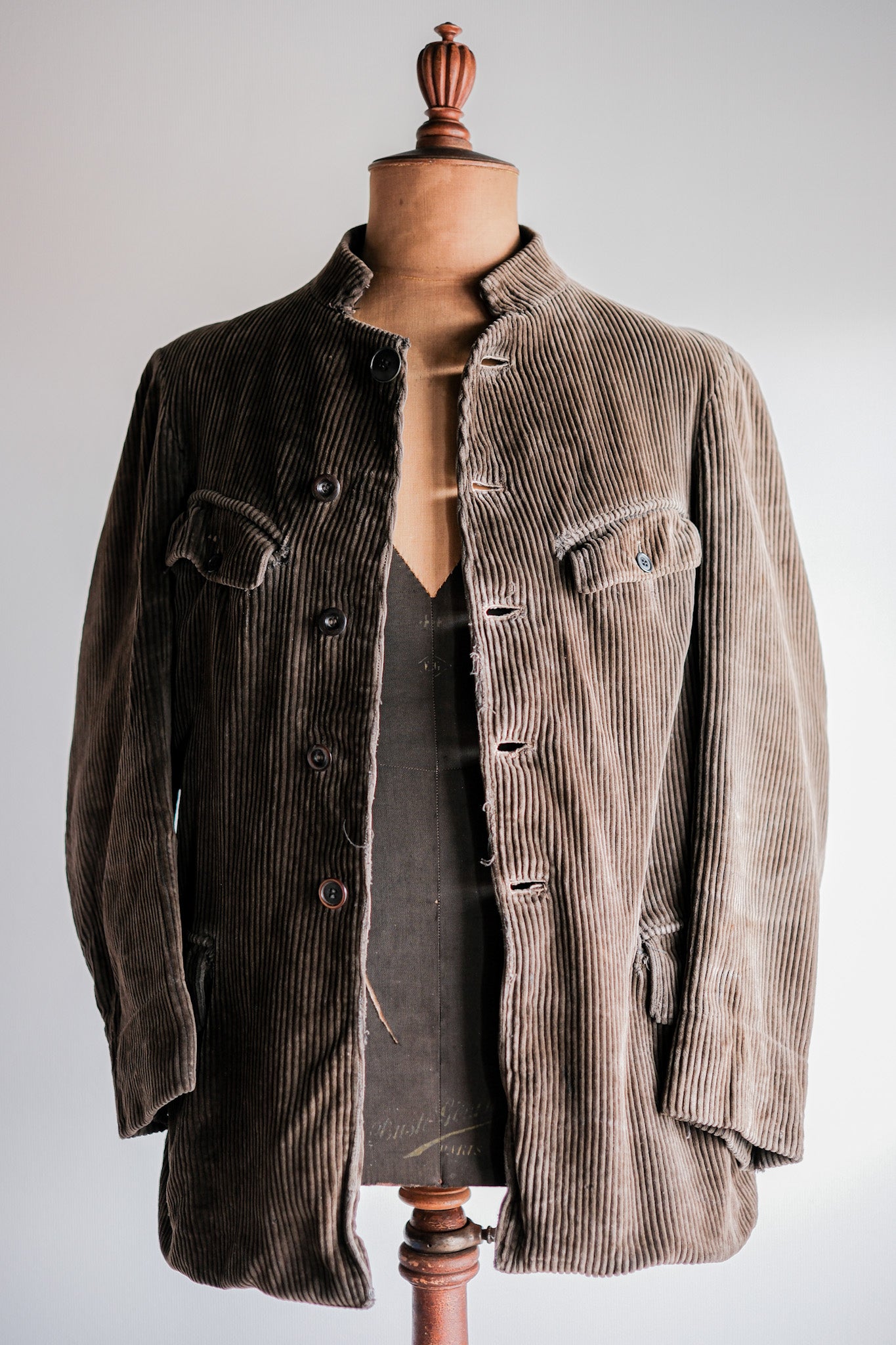[~ 30 '] 프랑스 빈티지 브라운 코듀로이 스탠드 칼라 작업 재킷 "특이한 패턴"