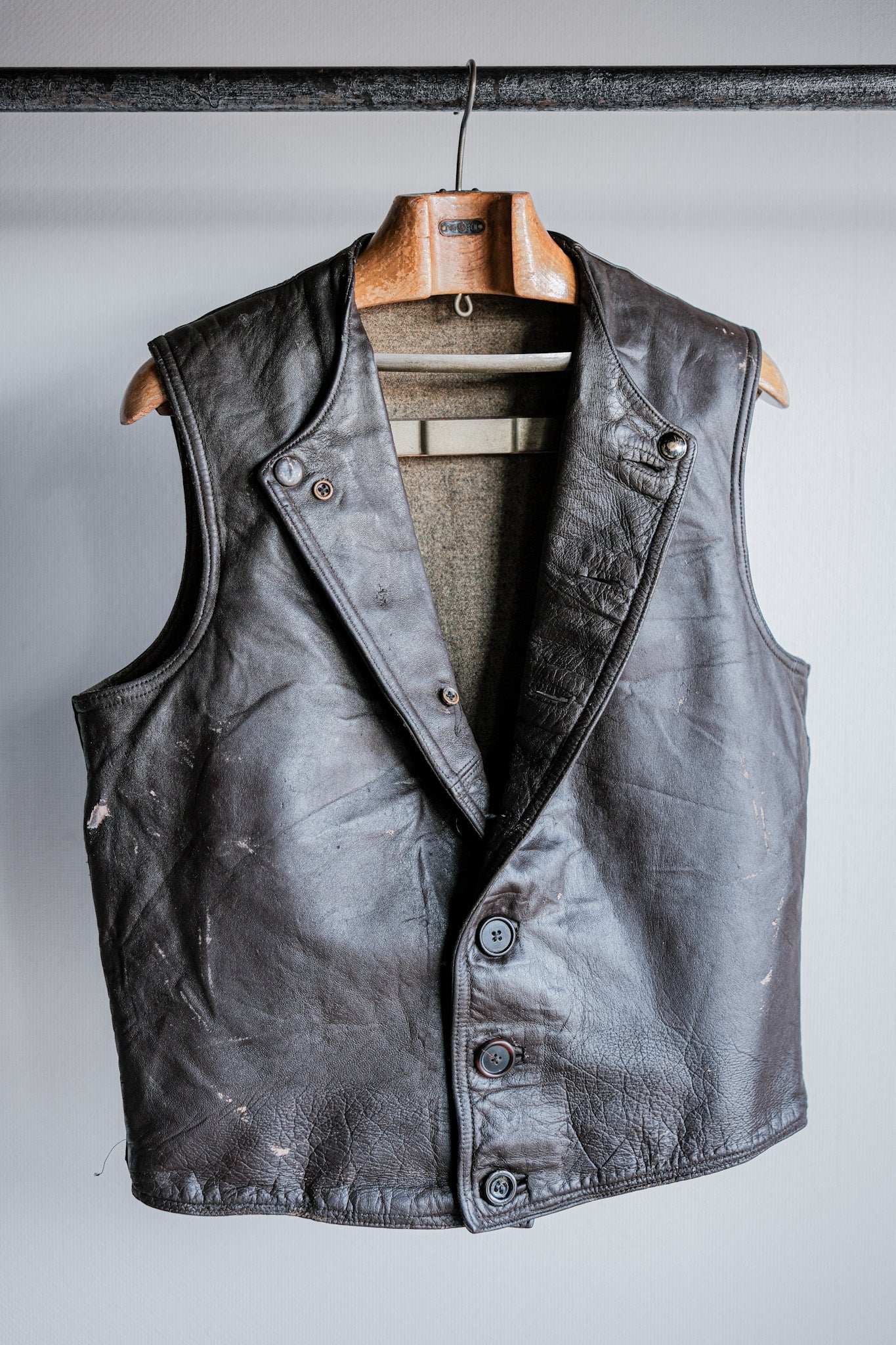 【~40's】French Army Cavalier Leather Vest "Modified"