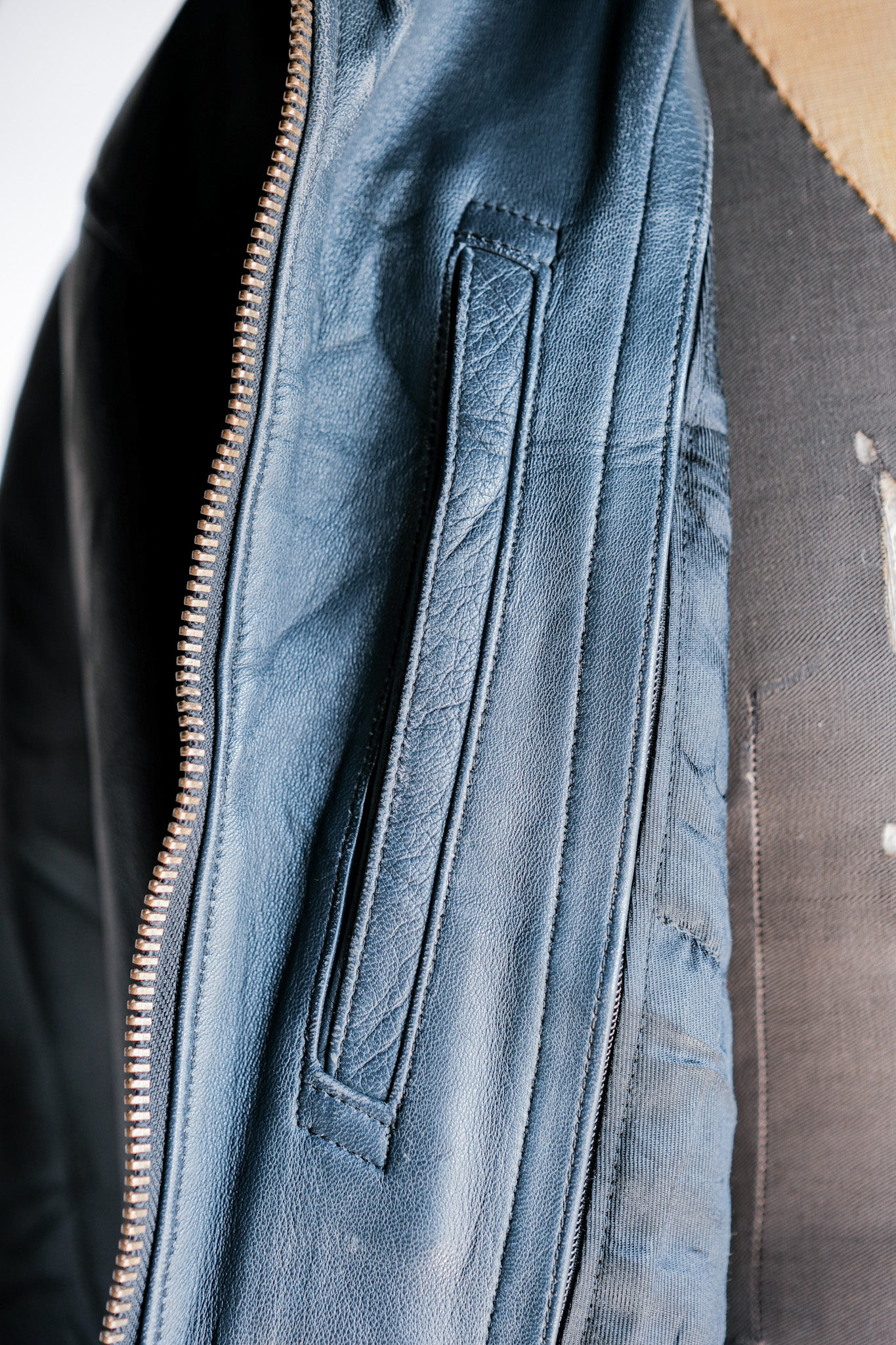 ［~70's］French Air Force Pilot Leather Jacket With Chin Strap & Liner Size.104L