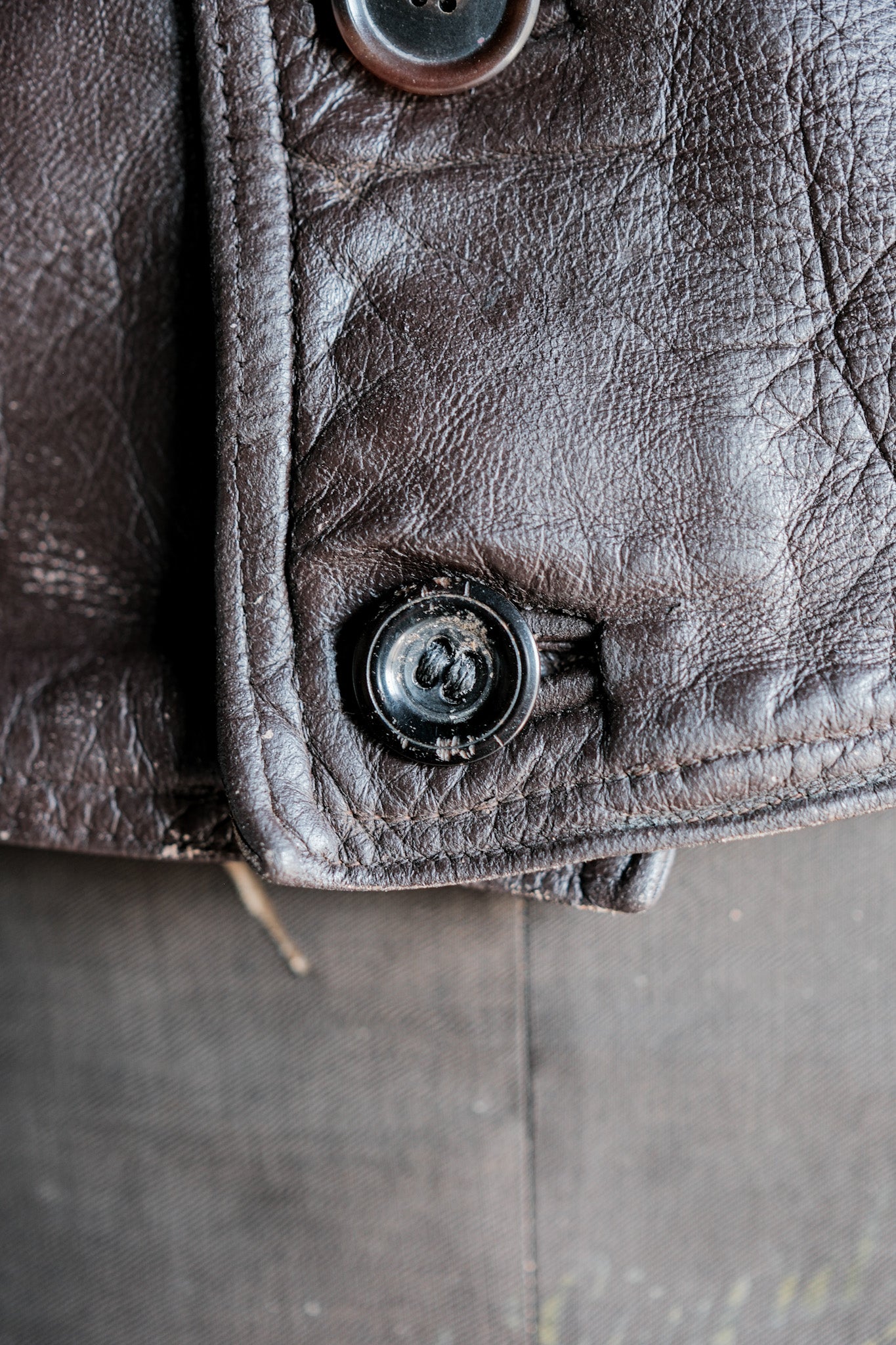 ［~40's］French Army Cavalier Leather Vest "Modified"