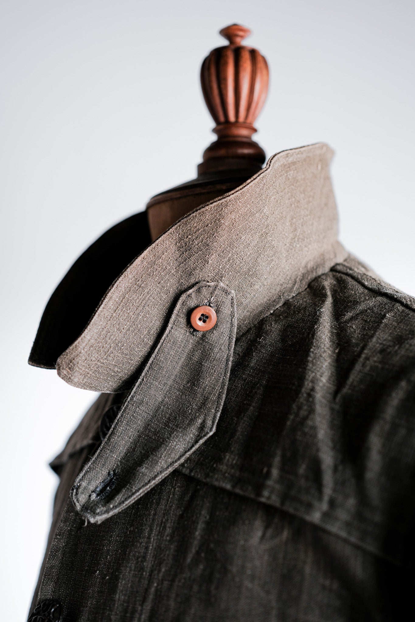 ［~20's］French Vintage Linen Canvas Hunting Jacket With Chin Strap
