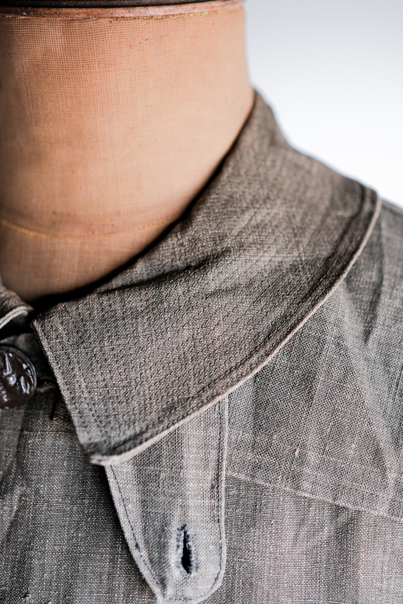［~20's］French Vintage Linen Canvas Hunting Jacket With Chin Strap