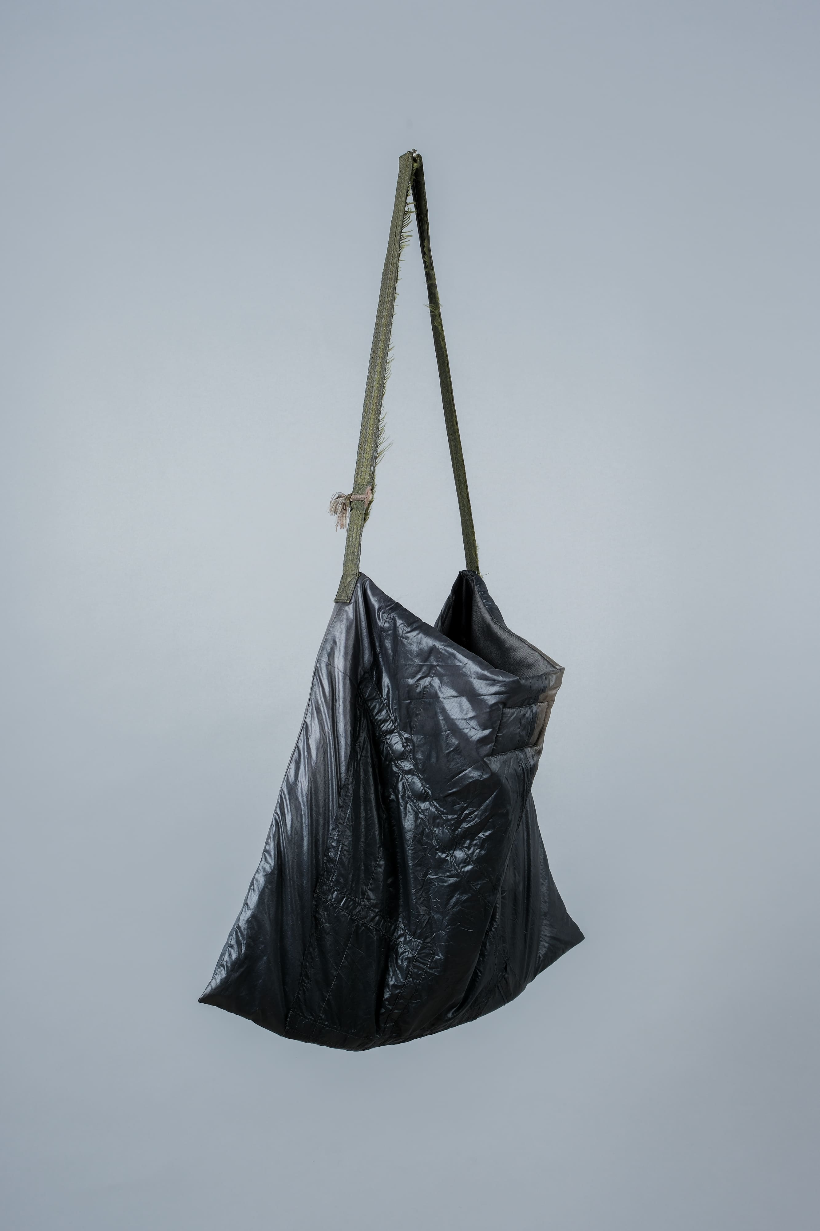 【PROPOSITION】British Parachute Overdyed Fabric Shoulder Bag