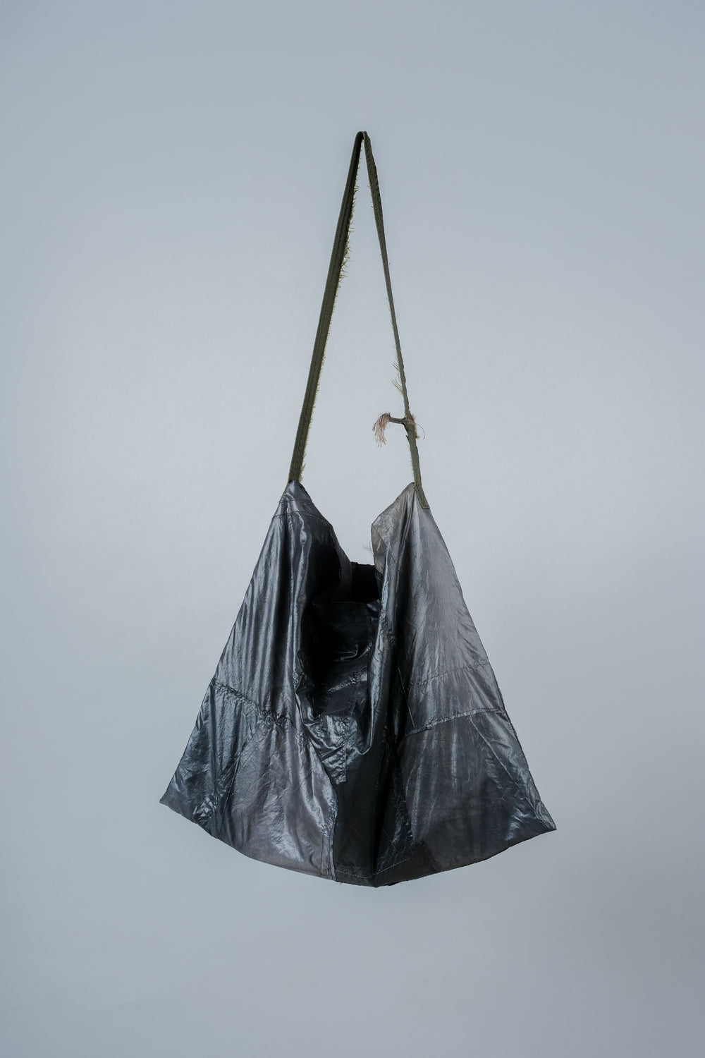 ［PROPOSITION］British Parachute Overdyed Fabric Shoulder Bag