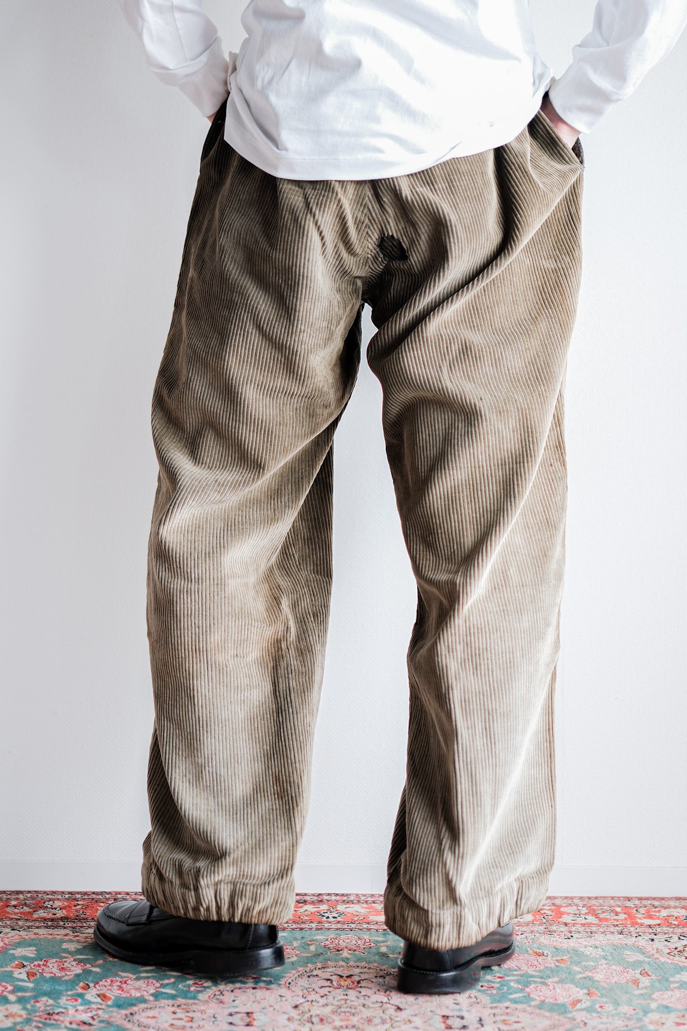 [~ 40's] กางเกงผ้าลูกฟูกสีน้ำตาลวินเทจฝรั่งเศส "Boro"