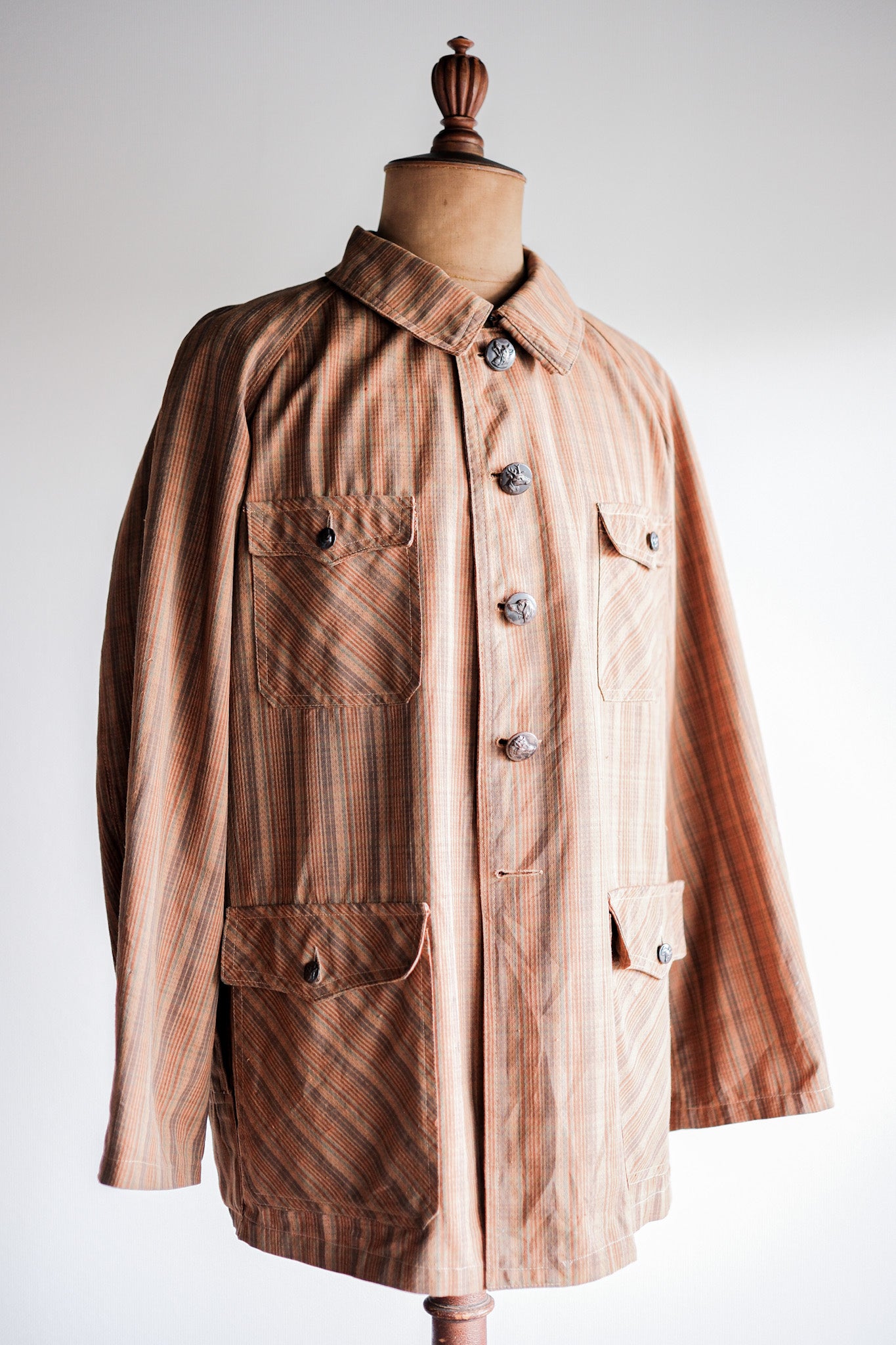 ［~50's］French Vintage Brown Cotton Striped Raglan Sleeve Hunting Jacket With Chin Strap "Unusual Pattern"