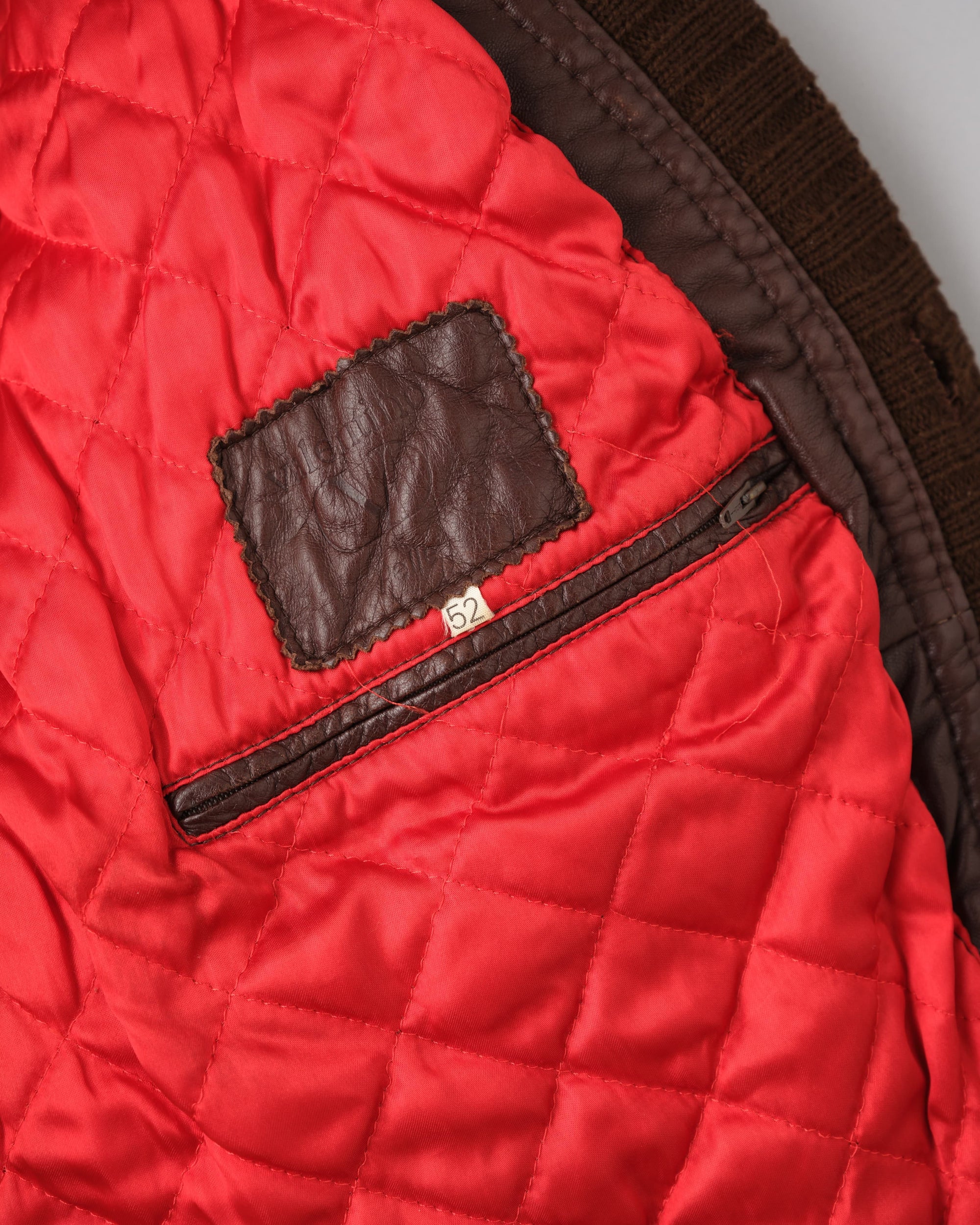 【~90's】Old VALENTINO Quilt Lined Leather Belted Cardigan Jacket Size.52