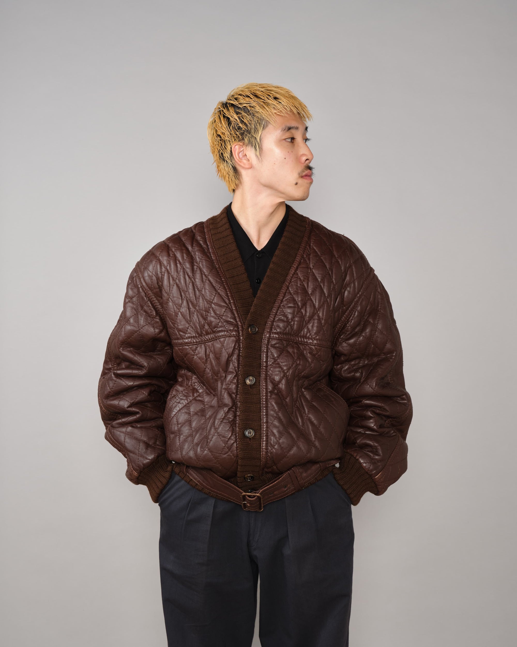 【~90's】Old VALENTINO Quilt Lined Leather Belted Cardigan Jacket Size.52