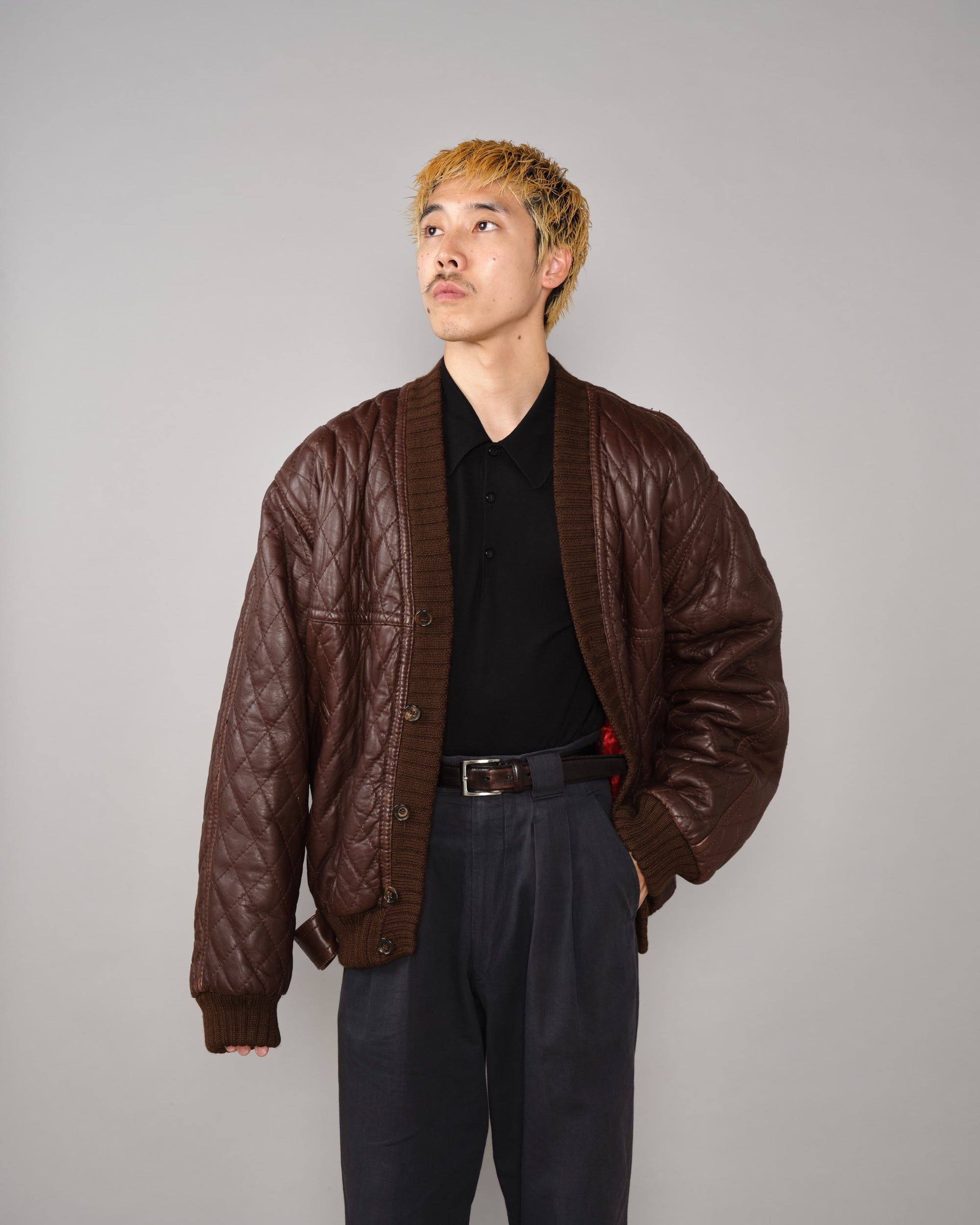 【~90's】Old VALENTINO Quilt Lined Leather Belted Cardigan Jacket Size.52