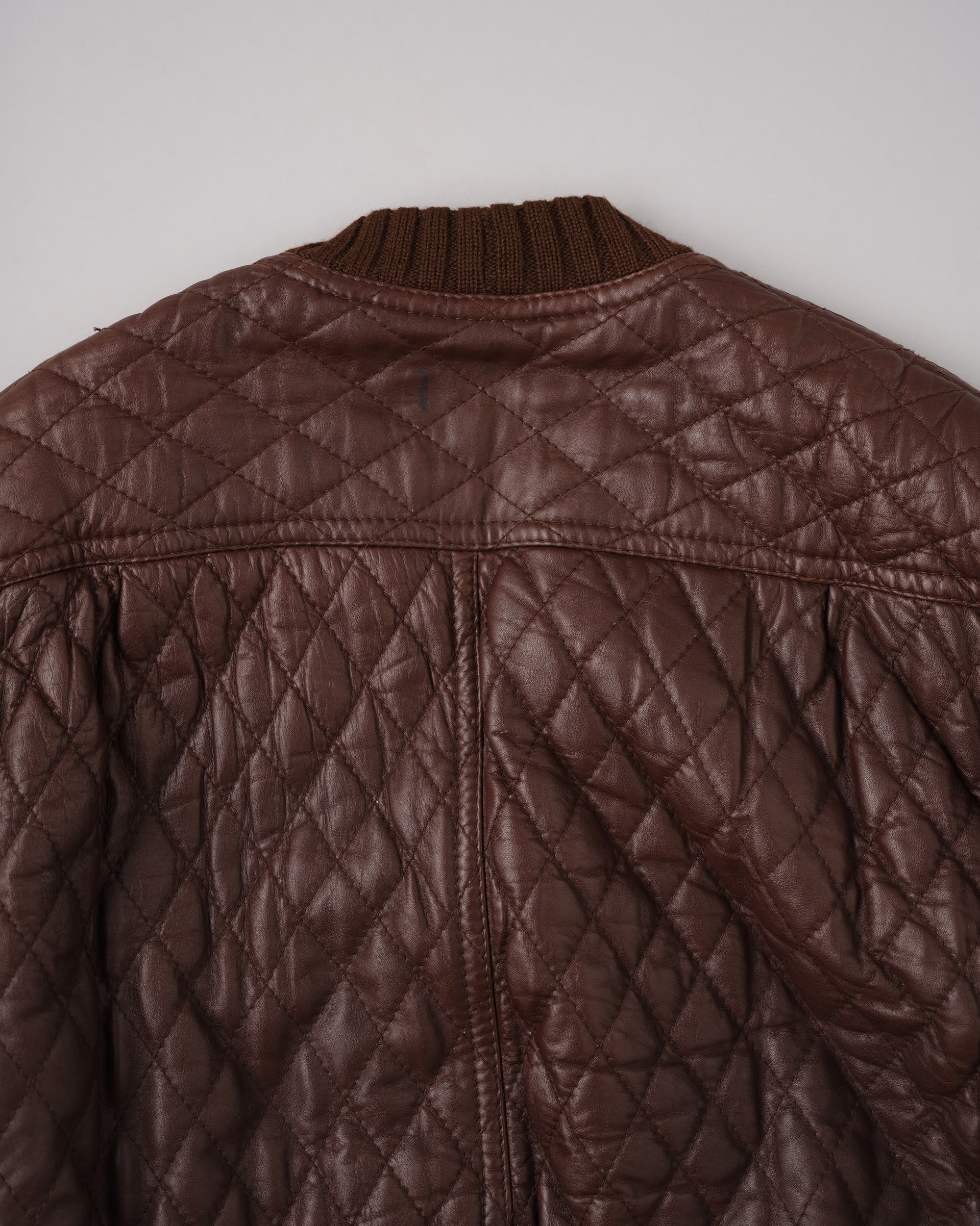 【~90's】Old VALENTINO Quilt Lined Leather Belted Cardigan Jacket Size.52