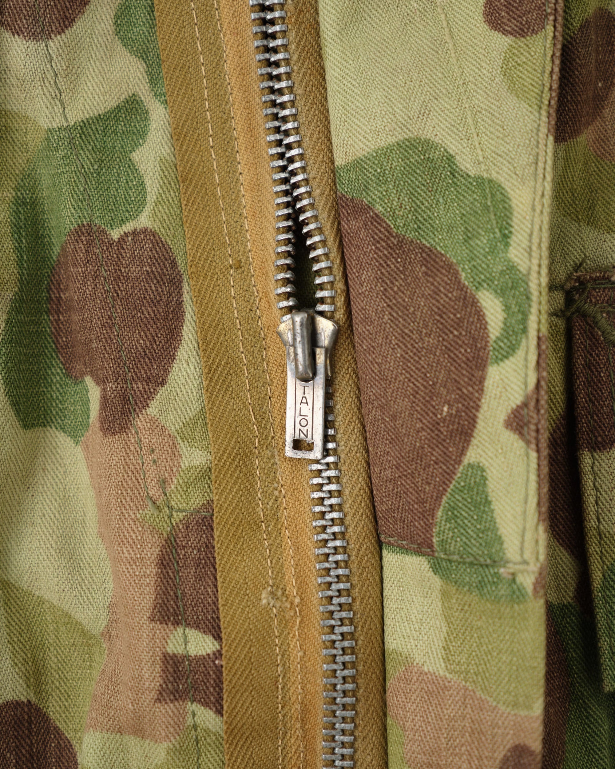 [~40's] WWII U.S.ARMY/U.S.M.C Frogskin Camouflage Short Jacket Size.44L "Overalls Modified"