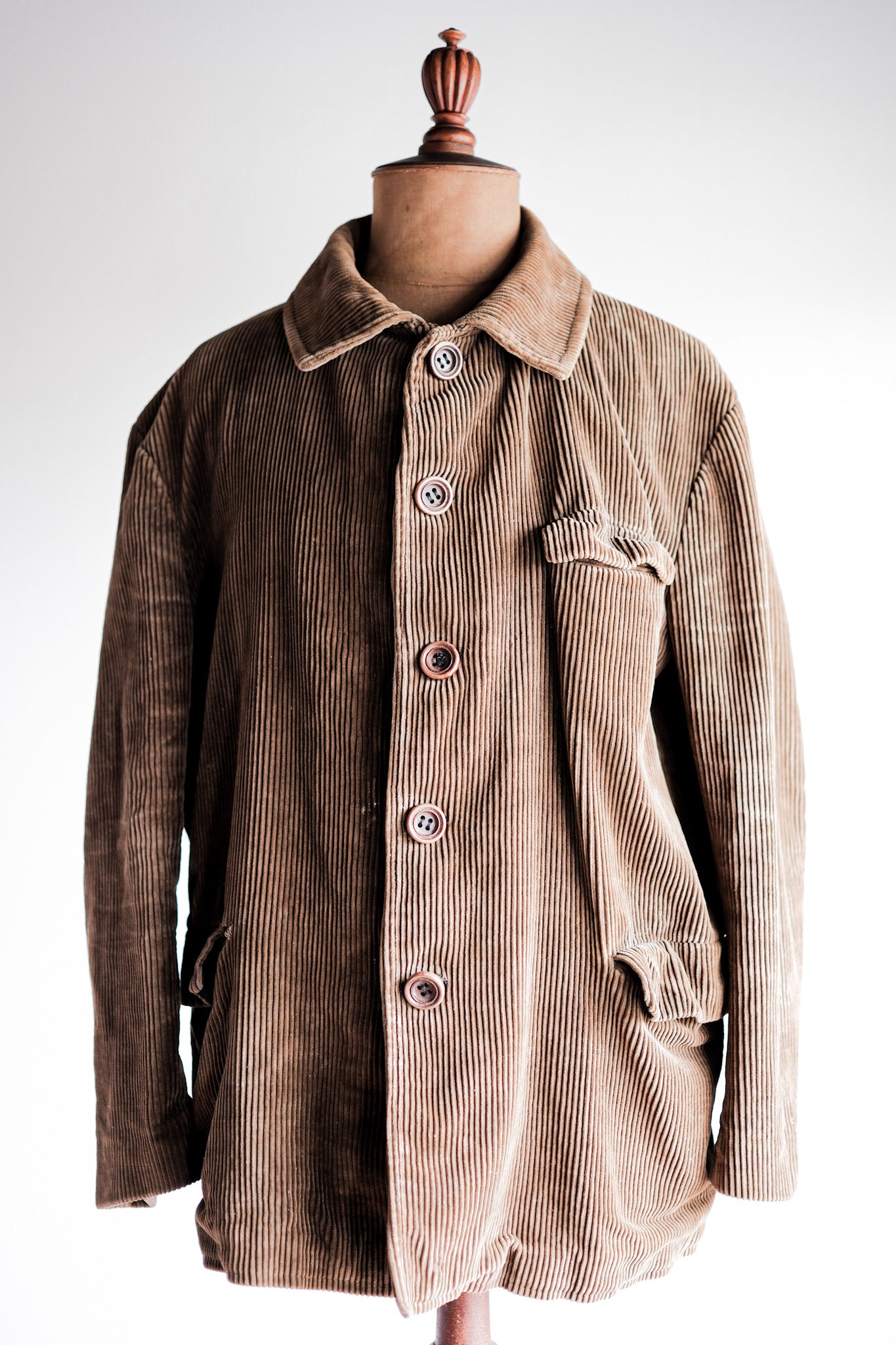 [~ 30 '] 프랑스 빈티지 브라운 코듀로이 작업 재킷